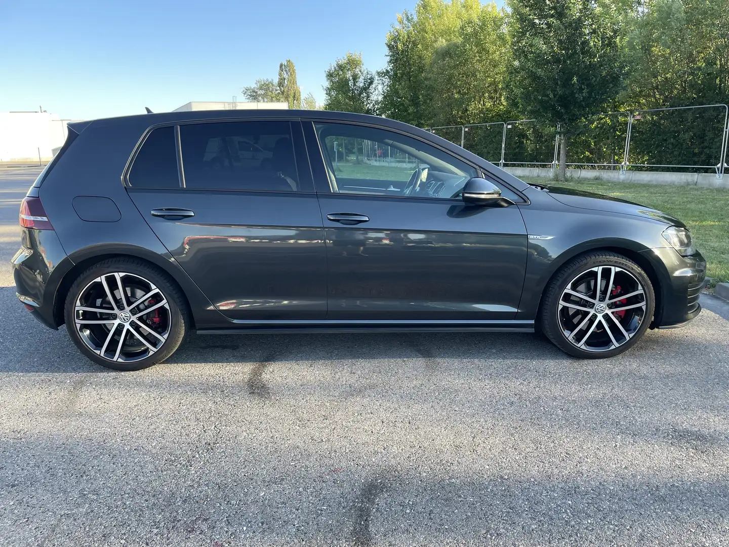 Volkswagen Golf GTD 2,0 TDI - 1
