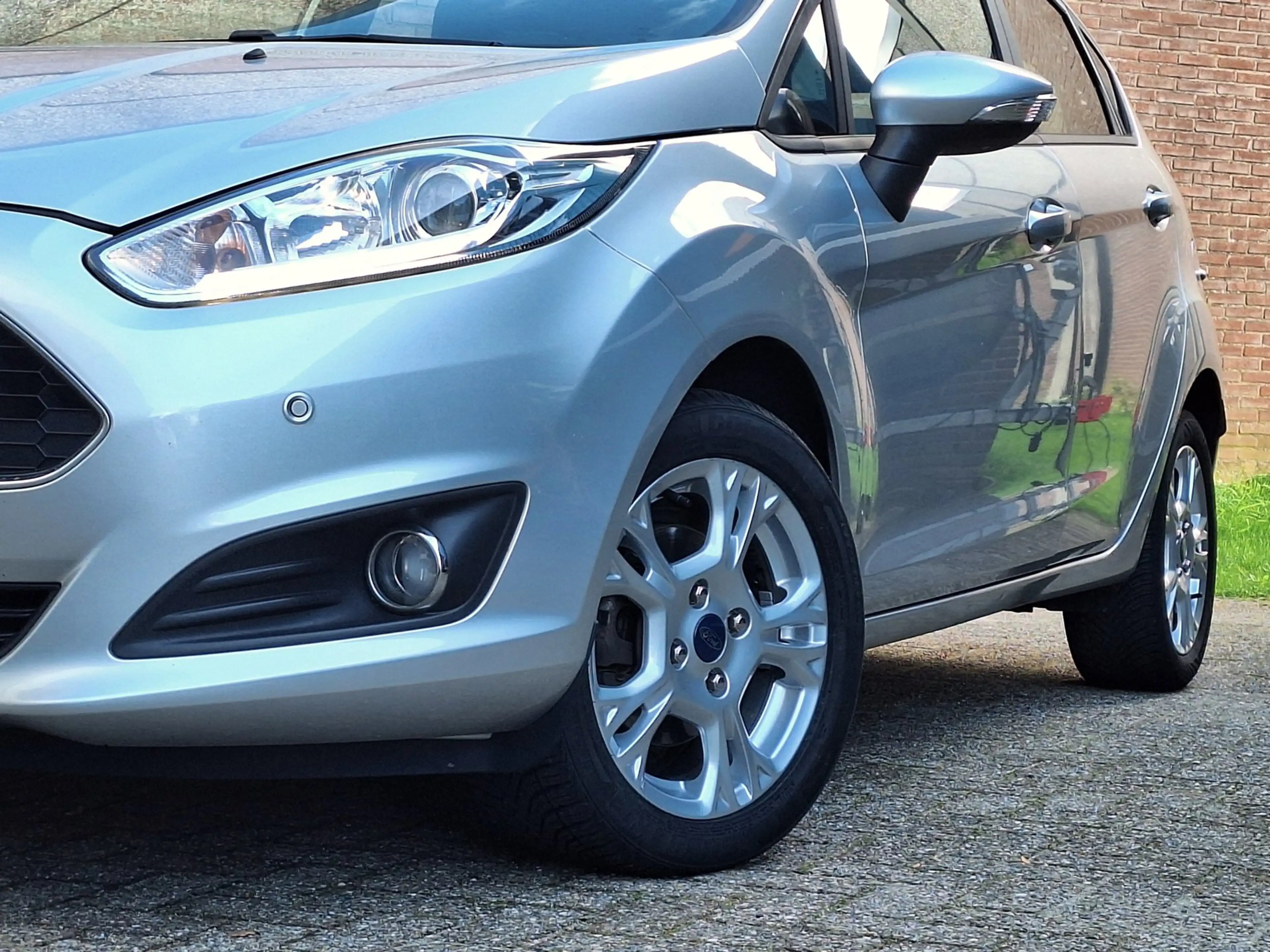 Ford Fiesta 1.0 Style Ultimate Navigatie, Airco, PDC V+A, LM V — photo 2