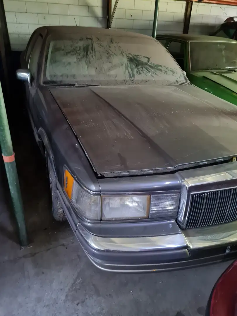 Lincoln Town Car schuurvondst 4.6 v8 Grau - 1