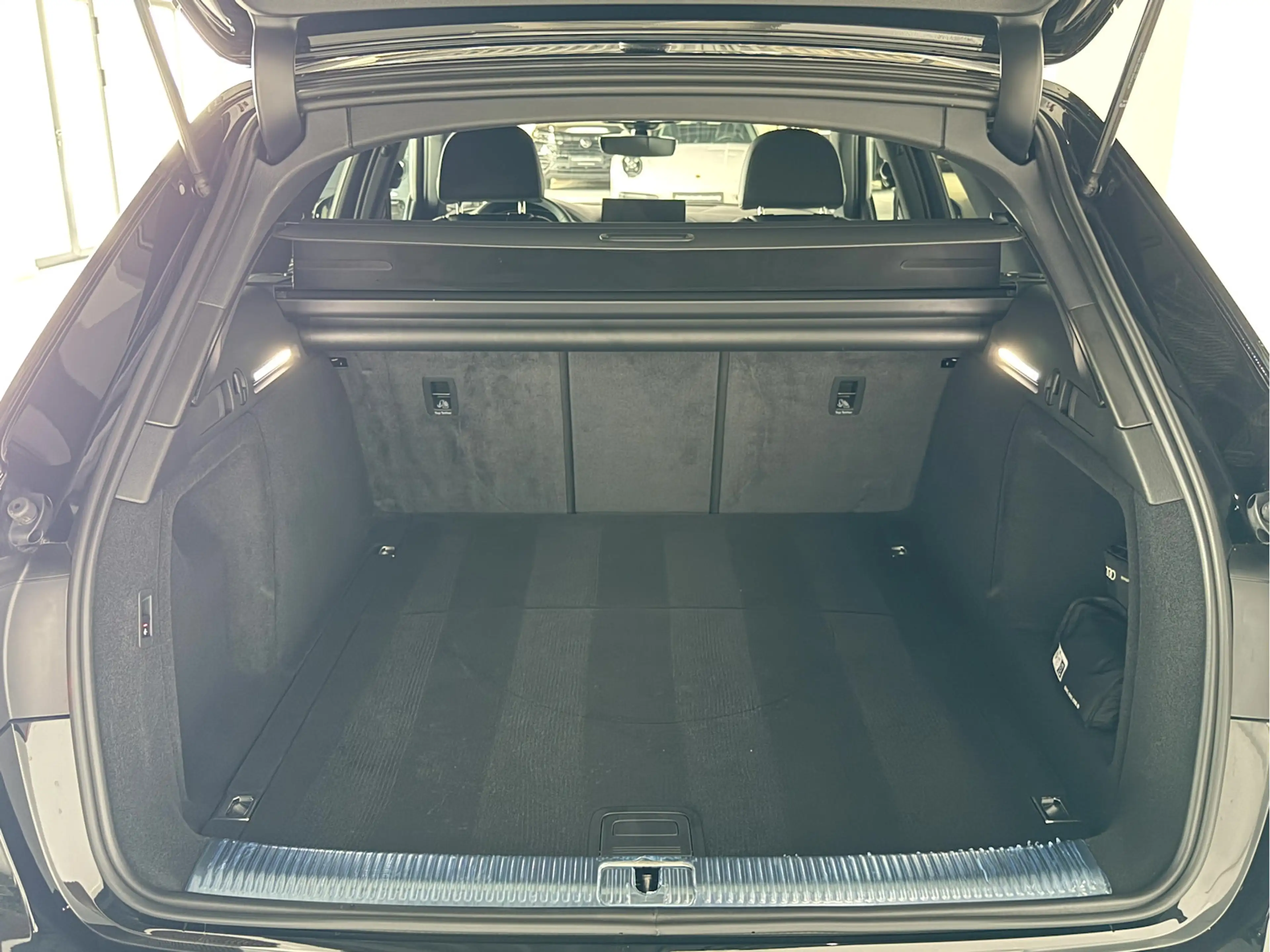 Audi A4 45TFSI S Line Competition Edition Plus*Matrix — photo 7