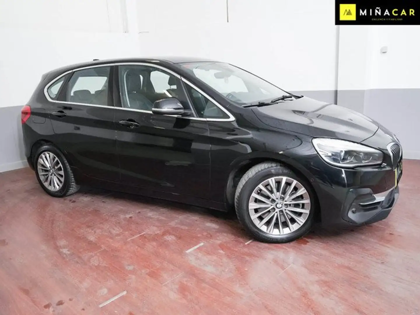 BMW 225 225xe iPerformance Active Tourer Negro - 2