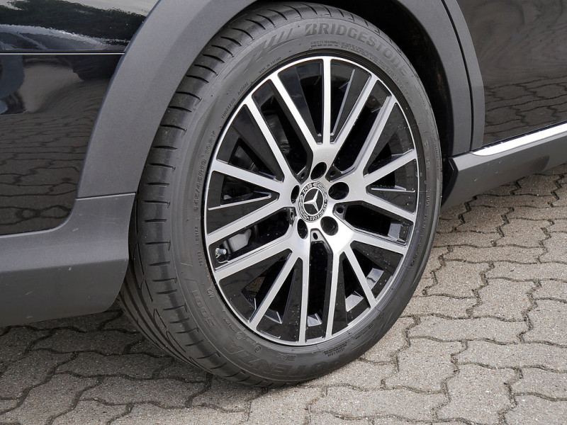 Mercedes-Benz E 220 T d 4M All-Terrain // AVANTGARDE WIDE MEMO — photo 10
