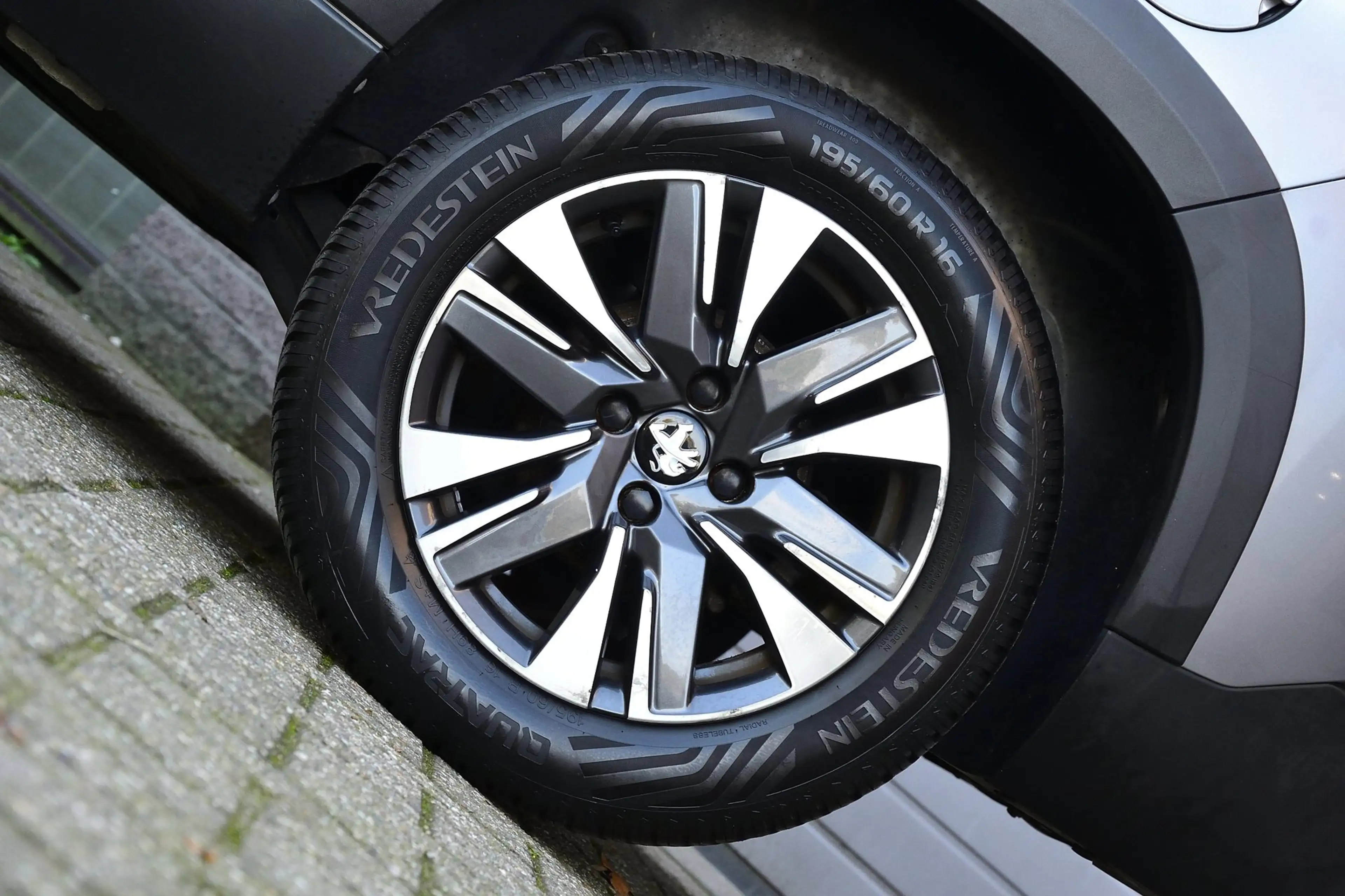 Peugeot 2008 1.2 PureTech Allure | Climate Control | Stoelverwa — photo 6