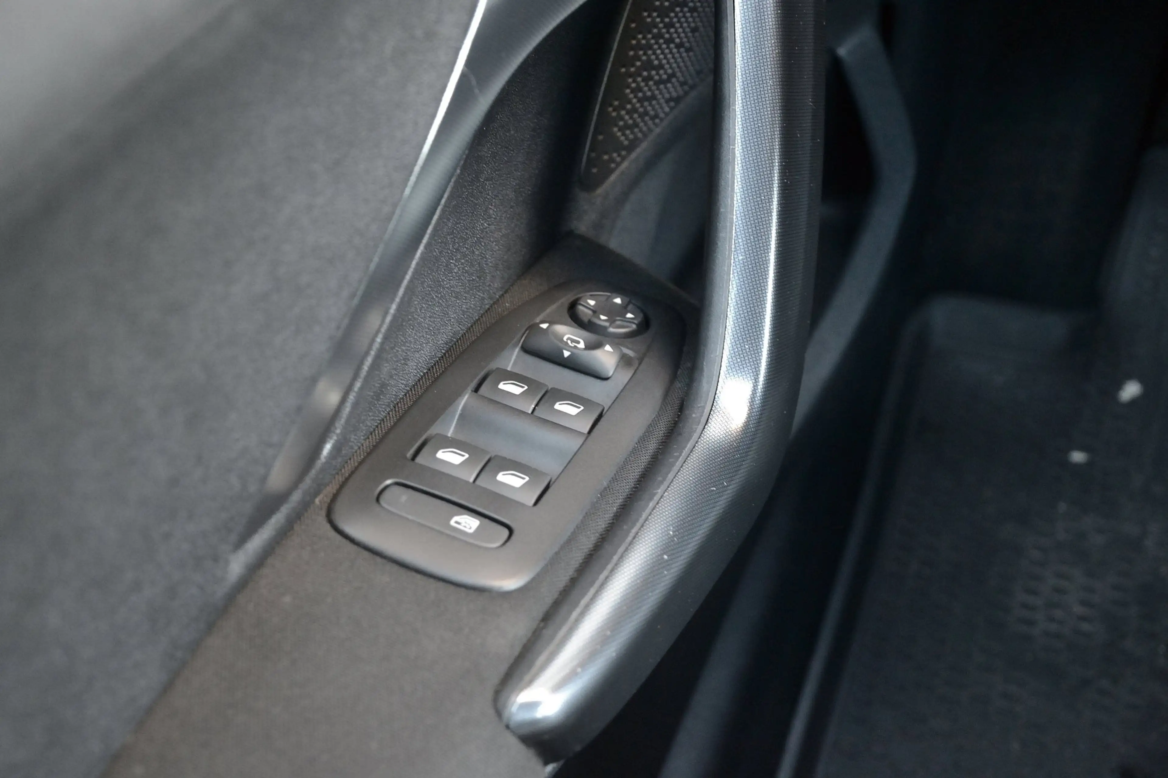 Peugeot 2008 1.2 PureTech Allure | Climate Control | Stoelverwa — photo 20