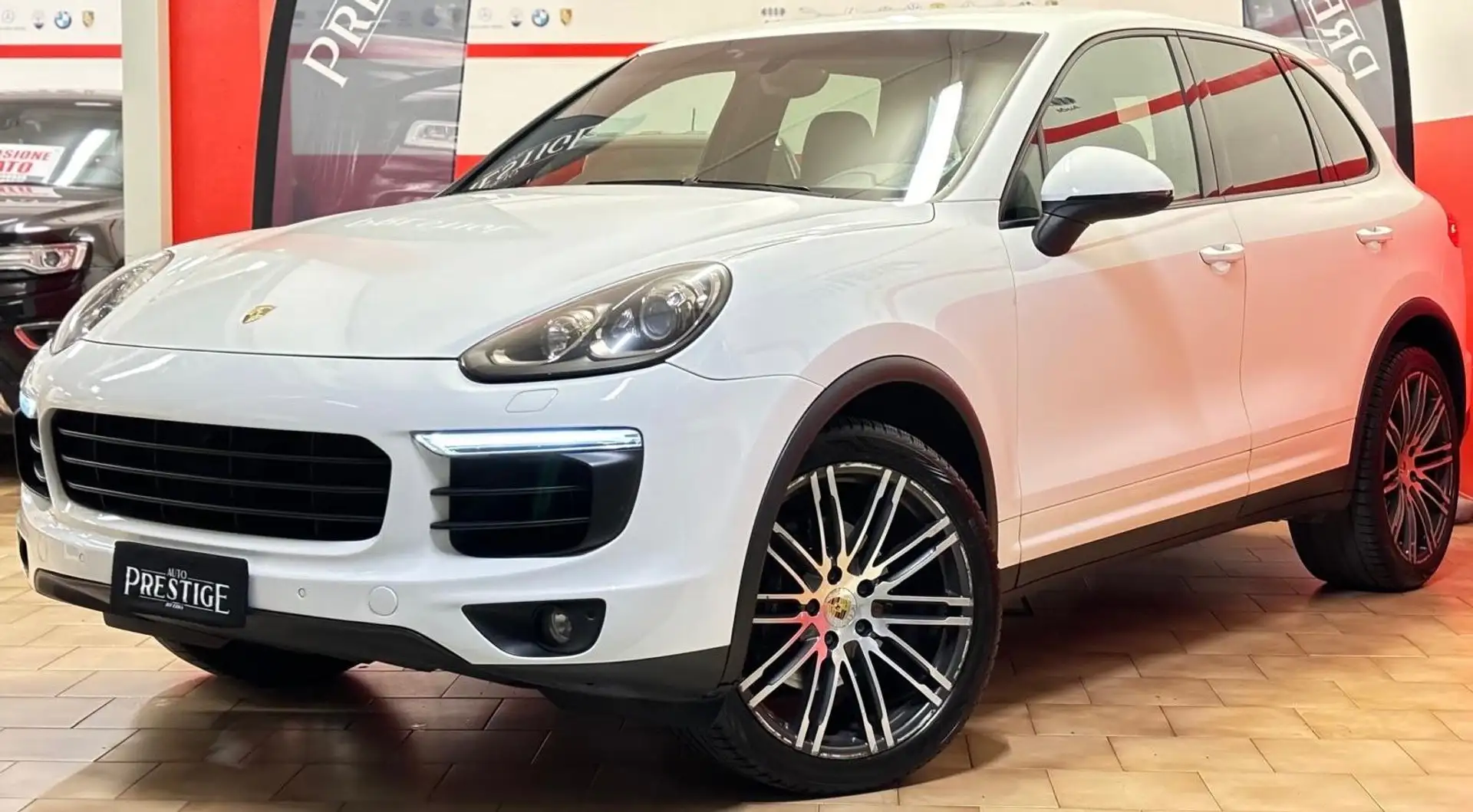 Porsche Cayenne Diesel Wit - 1