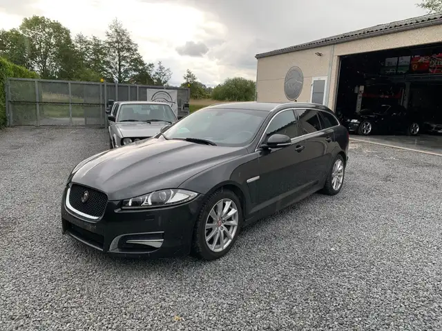 Jaguar XF Sportbrake 2.2 D Luxe Prémium