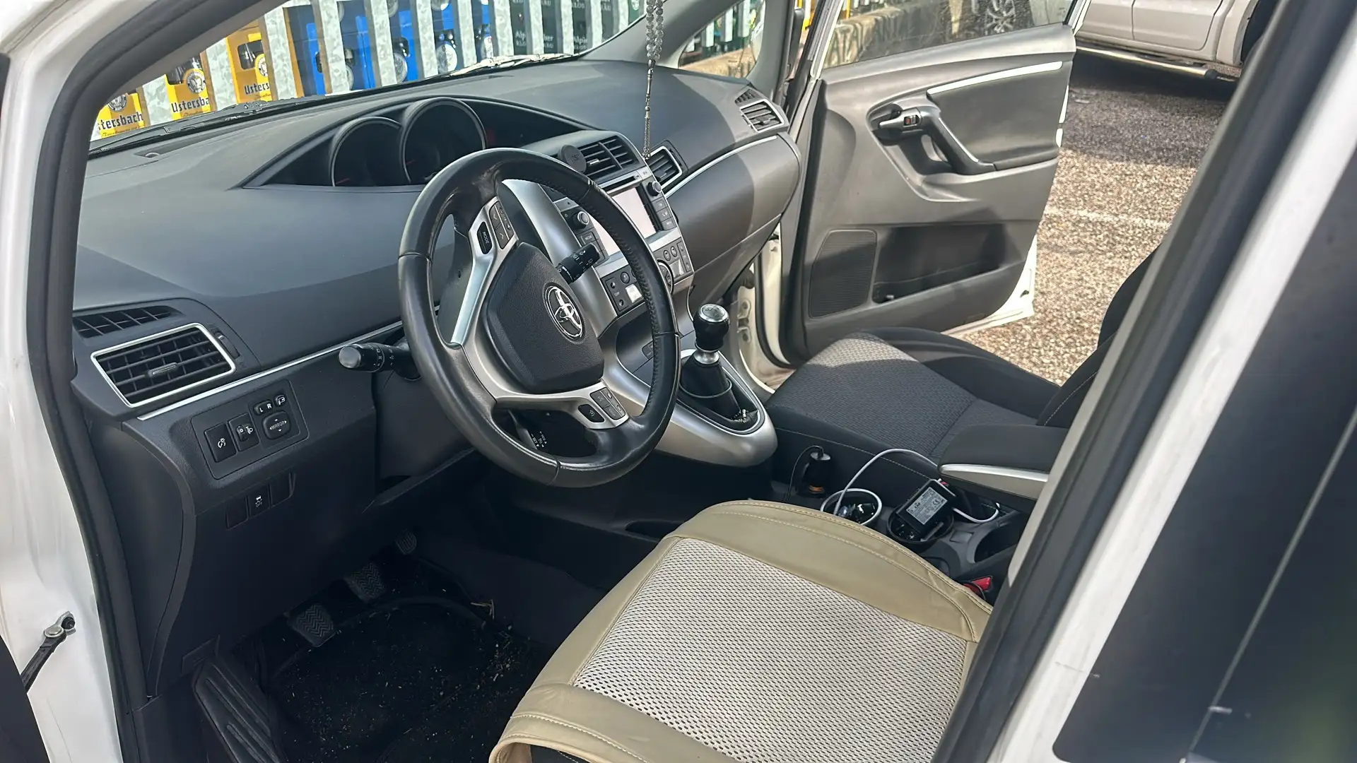 Toyota Verso 1.6 7-Sitzer Life - 2