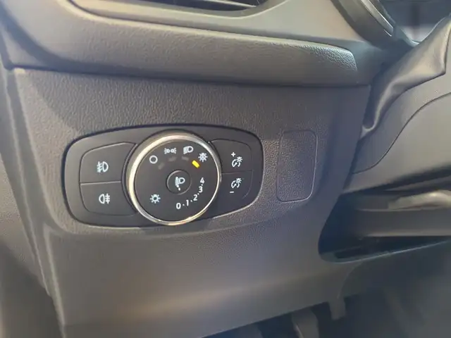 Ford Focus view 13