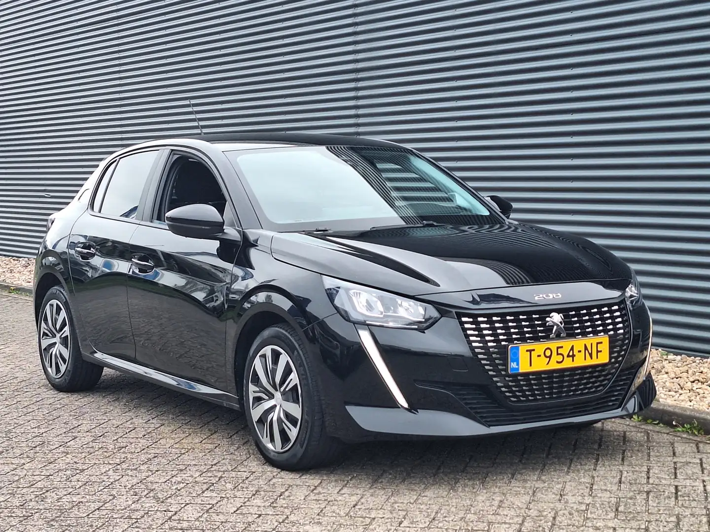 Peugeot 208 1.2 PureTech Active Pack | Navigatie | Cruise Cont Schwarz - 2
