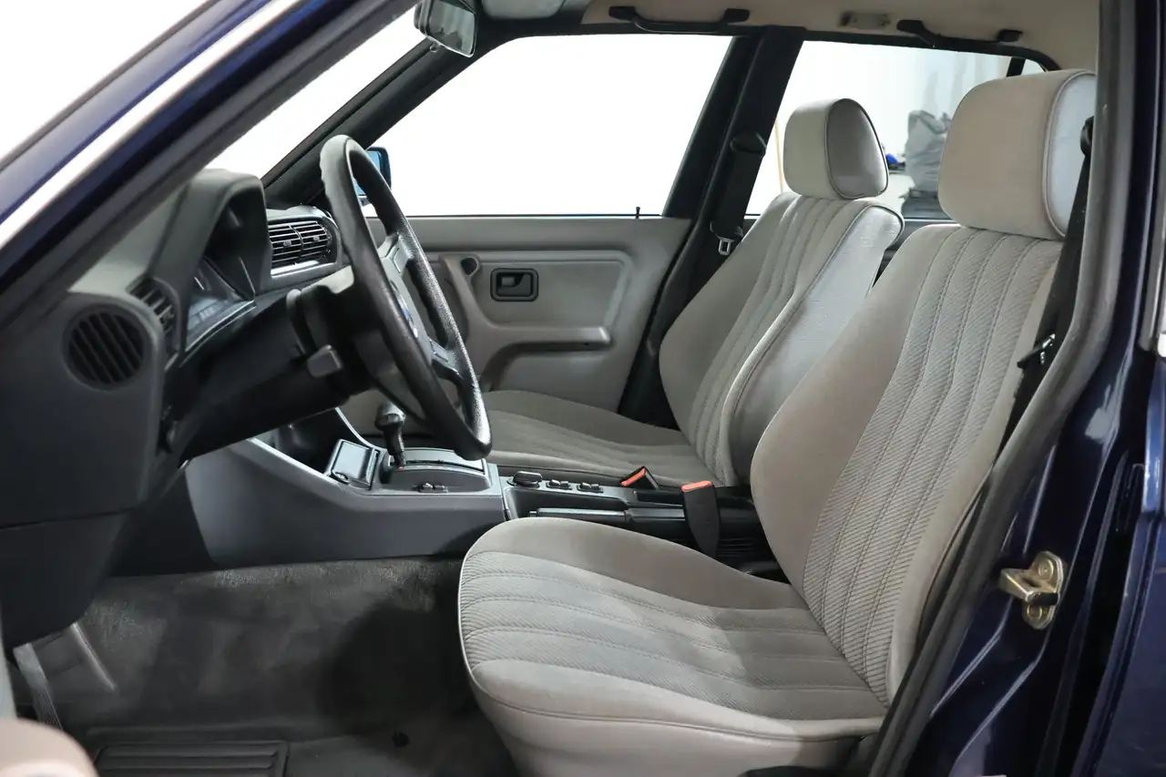 BMW 325 3 Serie 325iX awd / Cruise Control / Airco / Autom, foto 9