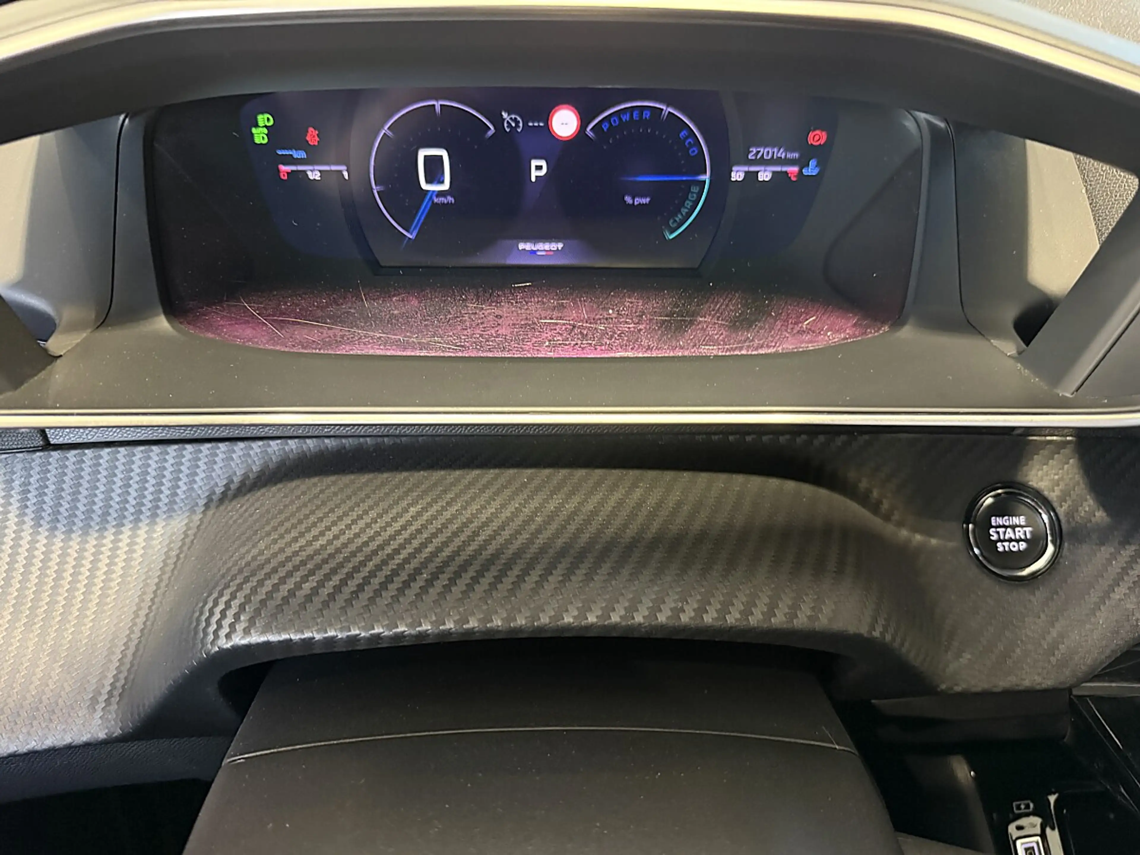 Peugeot 208 Hybrid 145 e-DCS6 GT — photo 14
