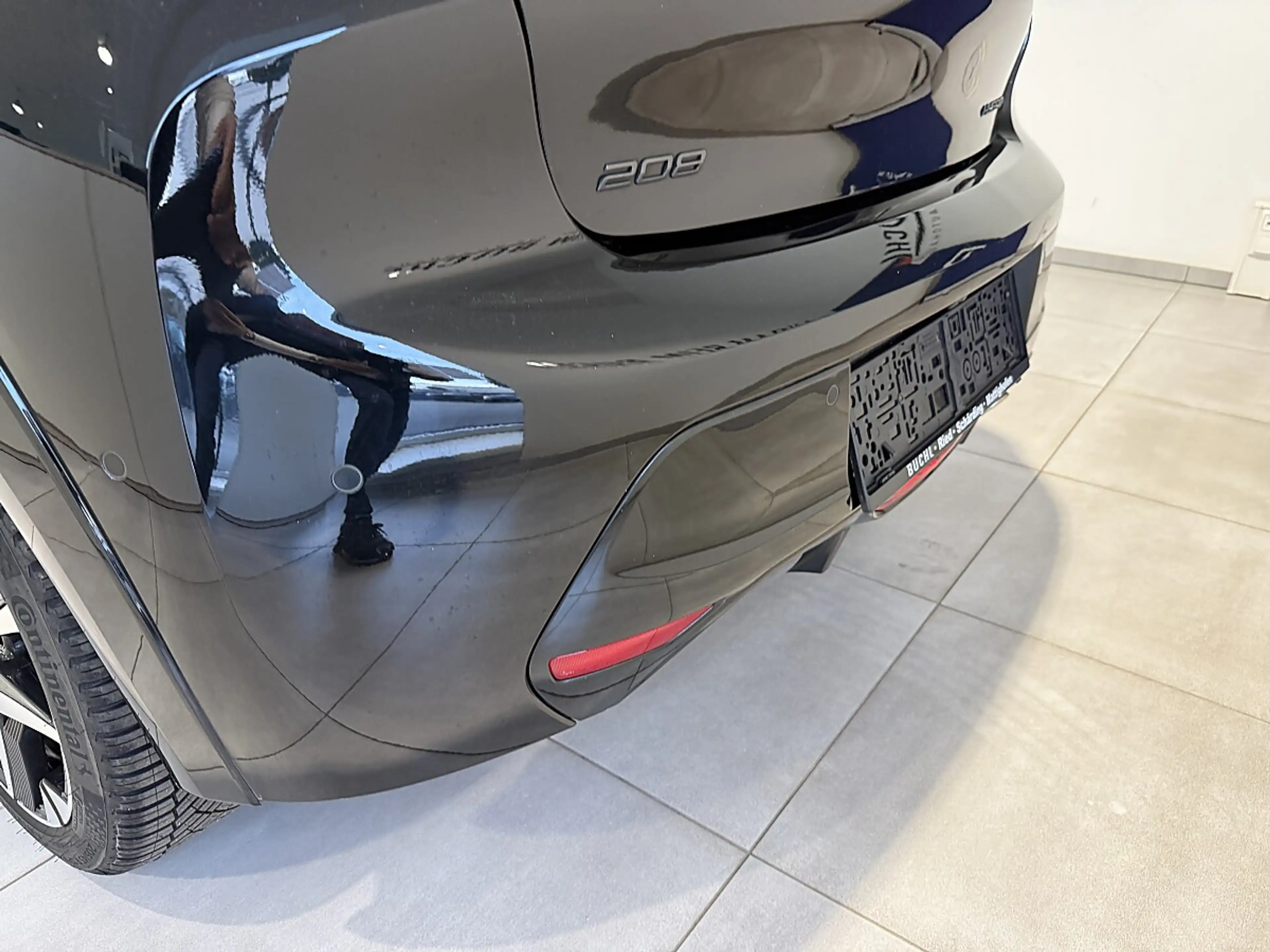 Peugeot 208 Hybrid 145 e-DCS6 GT — photo 6