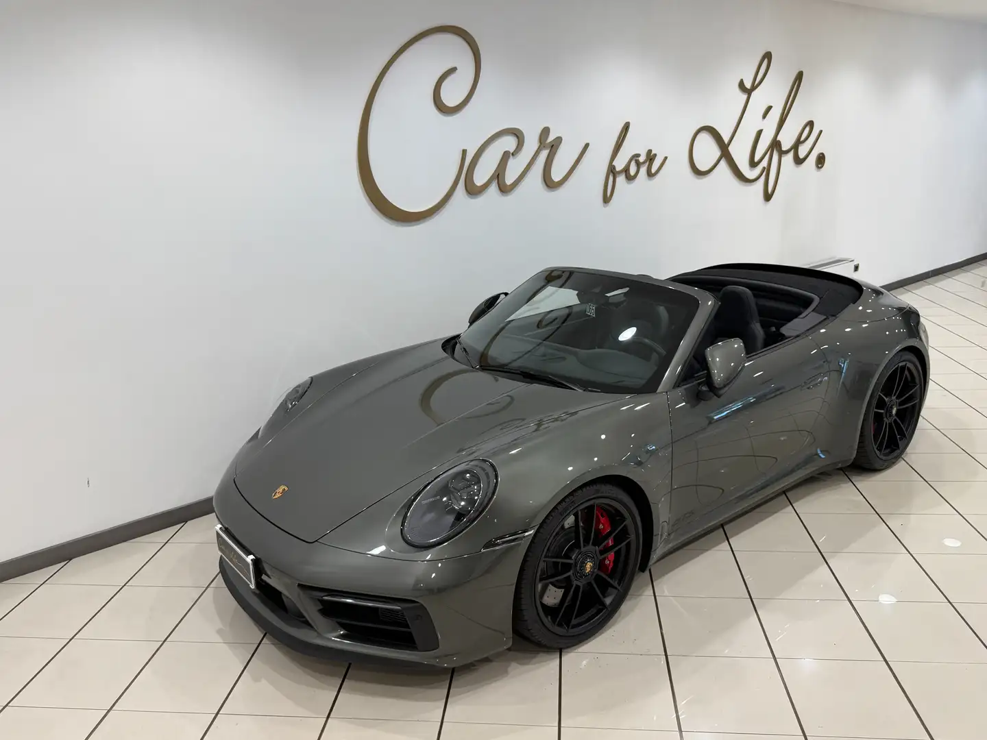 Porsche 992 Carrera 911 4 GTS Cabriolet IVA ESPOSTA Verde - 2