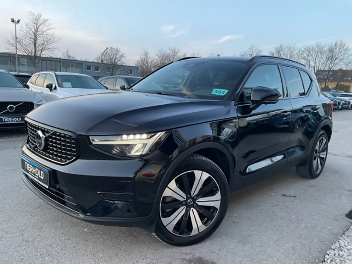 Volvo XC40 T5 Plus Dark Plug-In AHK ACC Allwetterreif Schwarz - 2