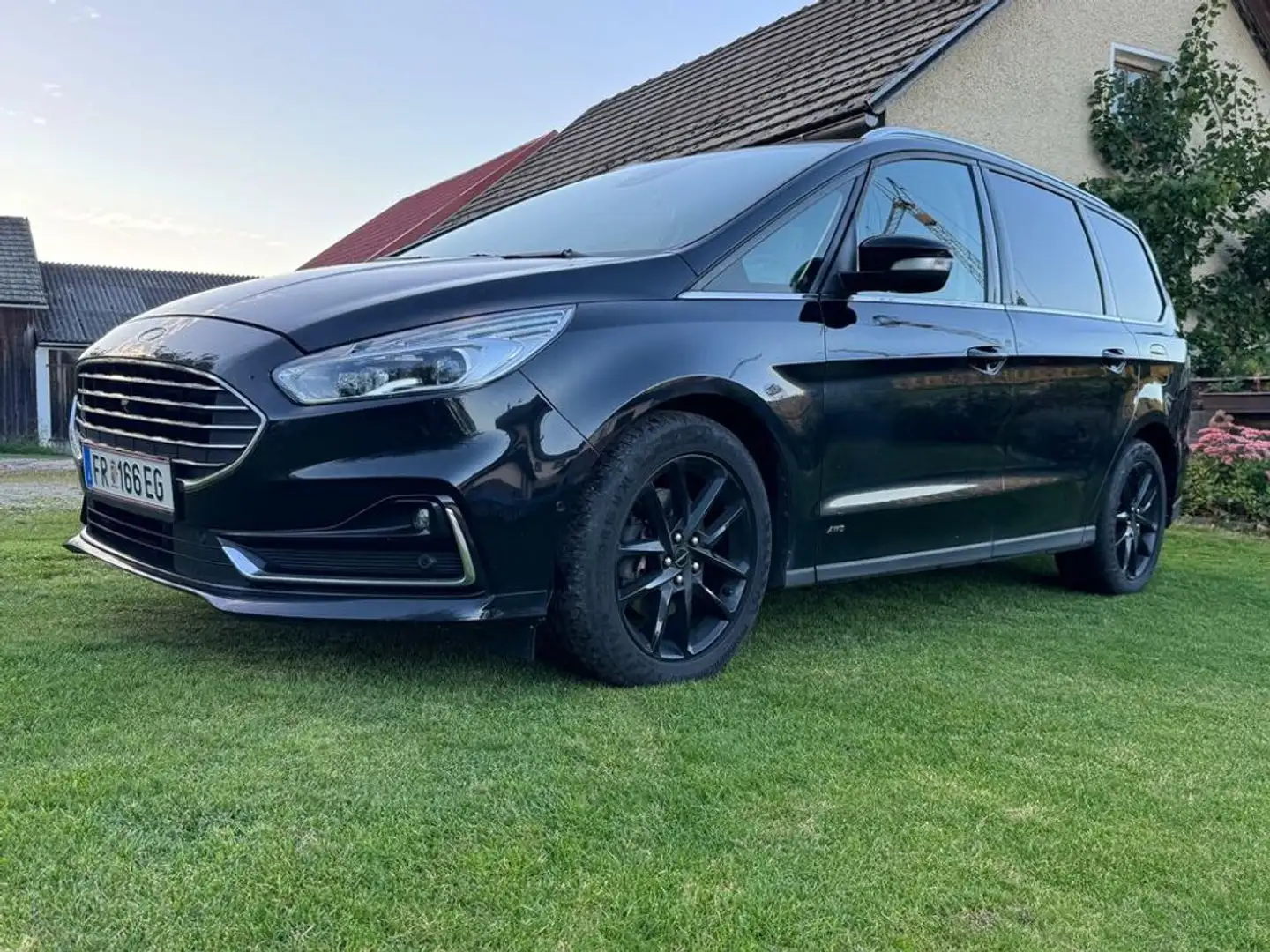 Ford Galaxy Titanium AWD - Vermittlungsverkauf Schwarz - 1