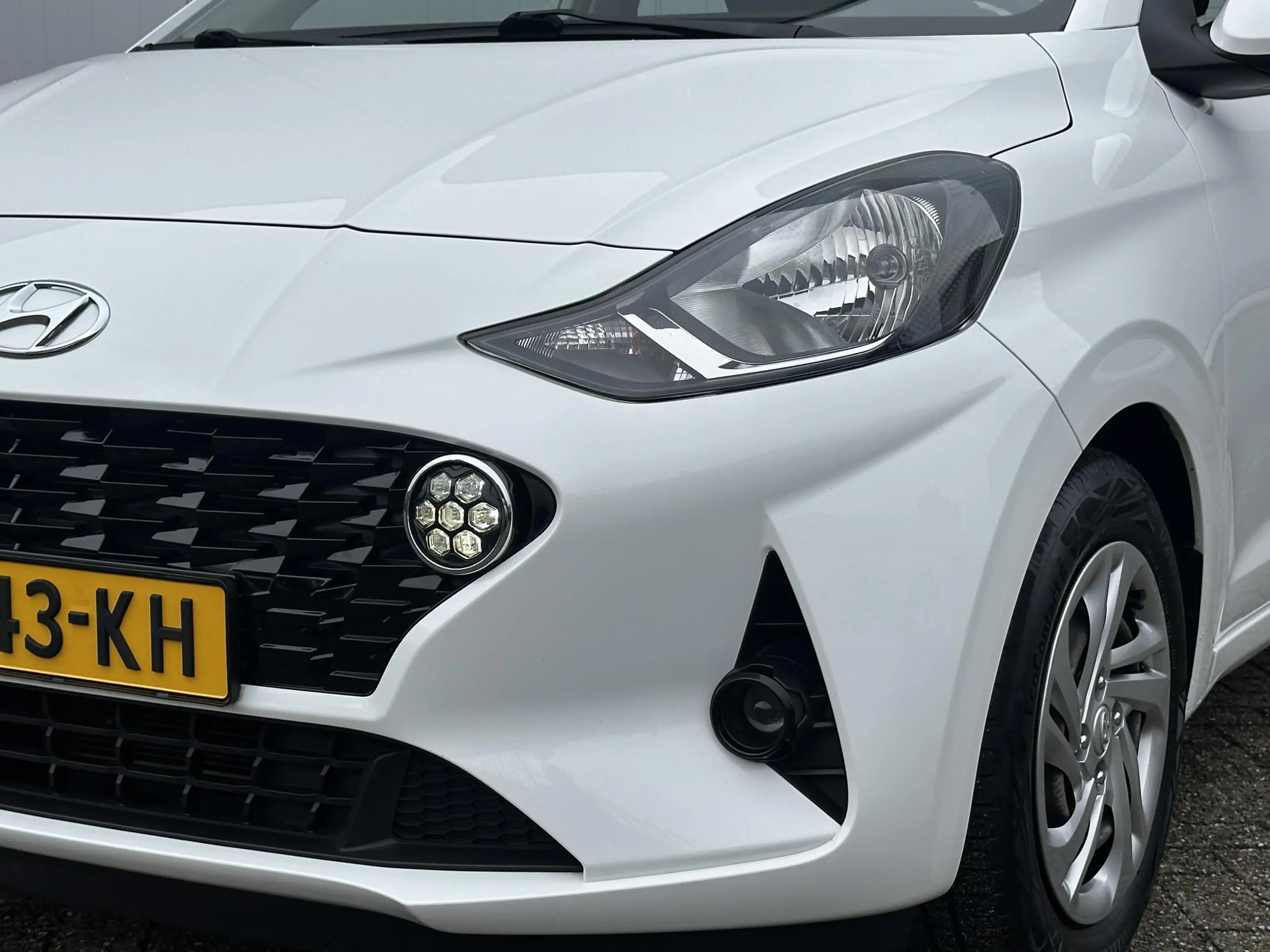 Hyundai i10 1.0 Comfort / Apple Carplay/Android Auto / Airco / — photo 21
