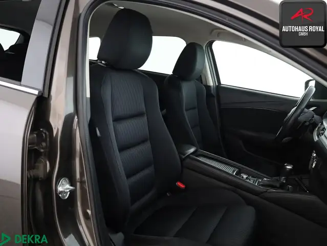 Mazda Mazda6 view 11