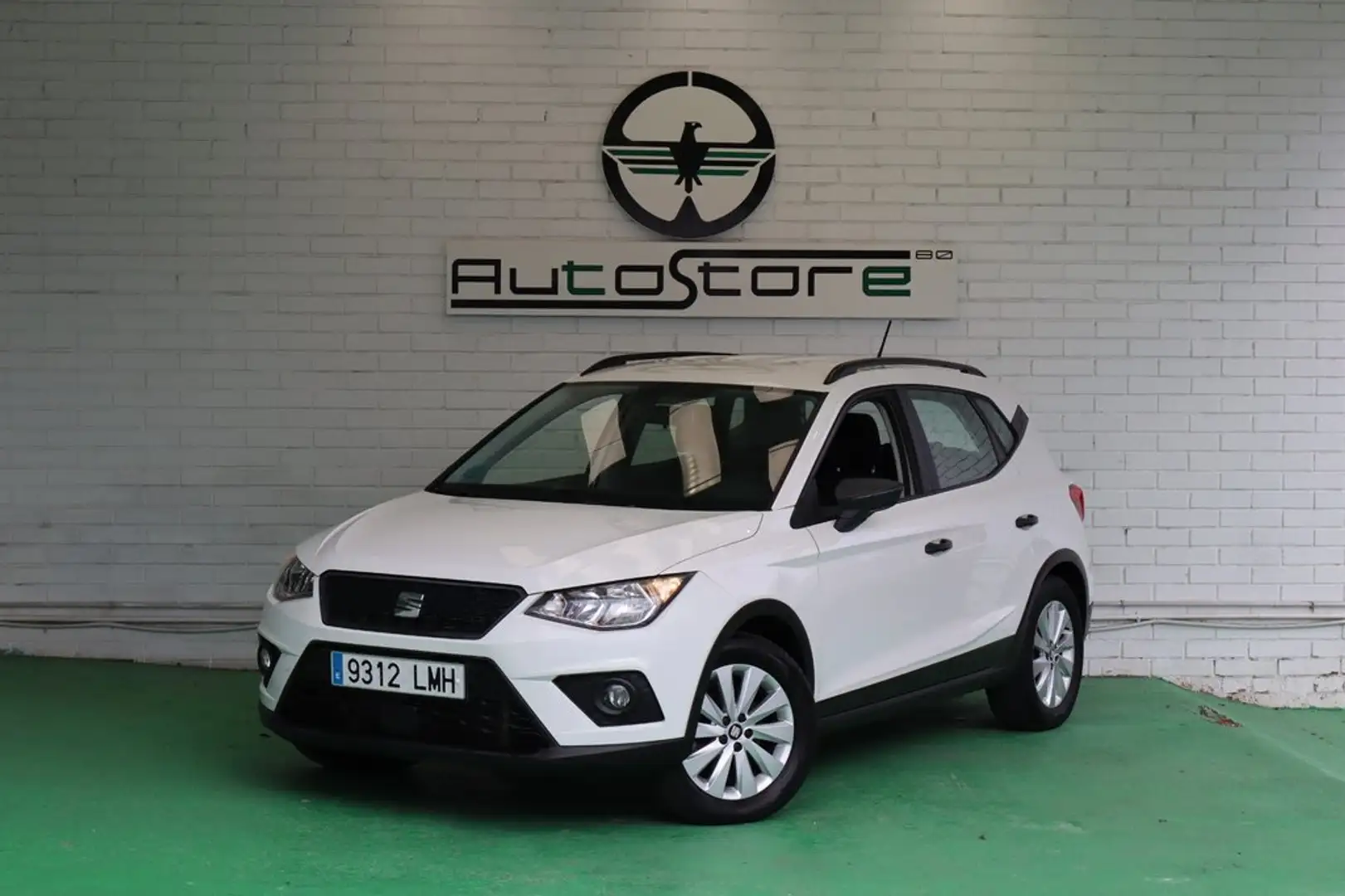 SEAT Arona 1.6 TDI 70kW Reference Eco Blanco - 1
