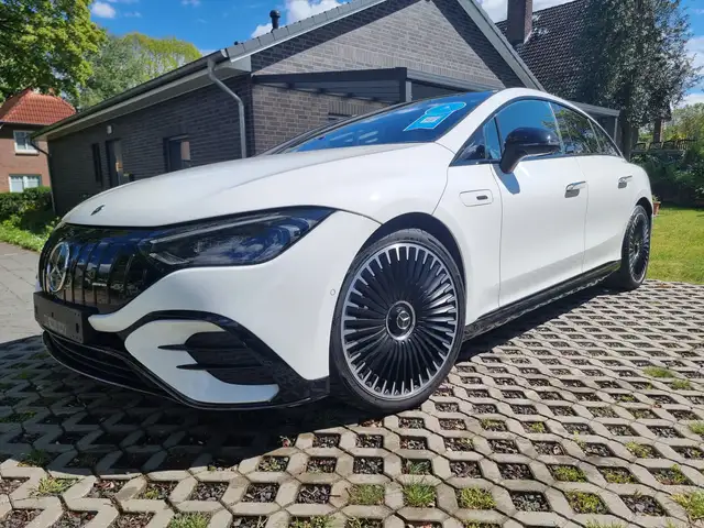 Mercedes-Benz EQE 53 AMG 53 4Matic+, Premium Plus, HyperScreen, Voll