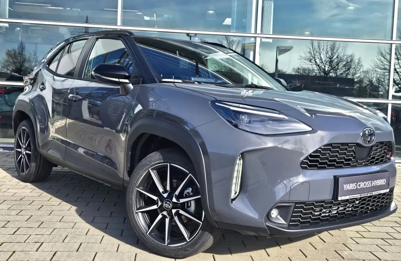 Toyota Yaris Cross Hybrid 130 1.5 VVT-i GR Sport 2