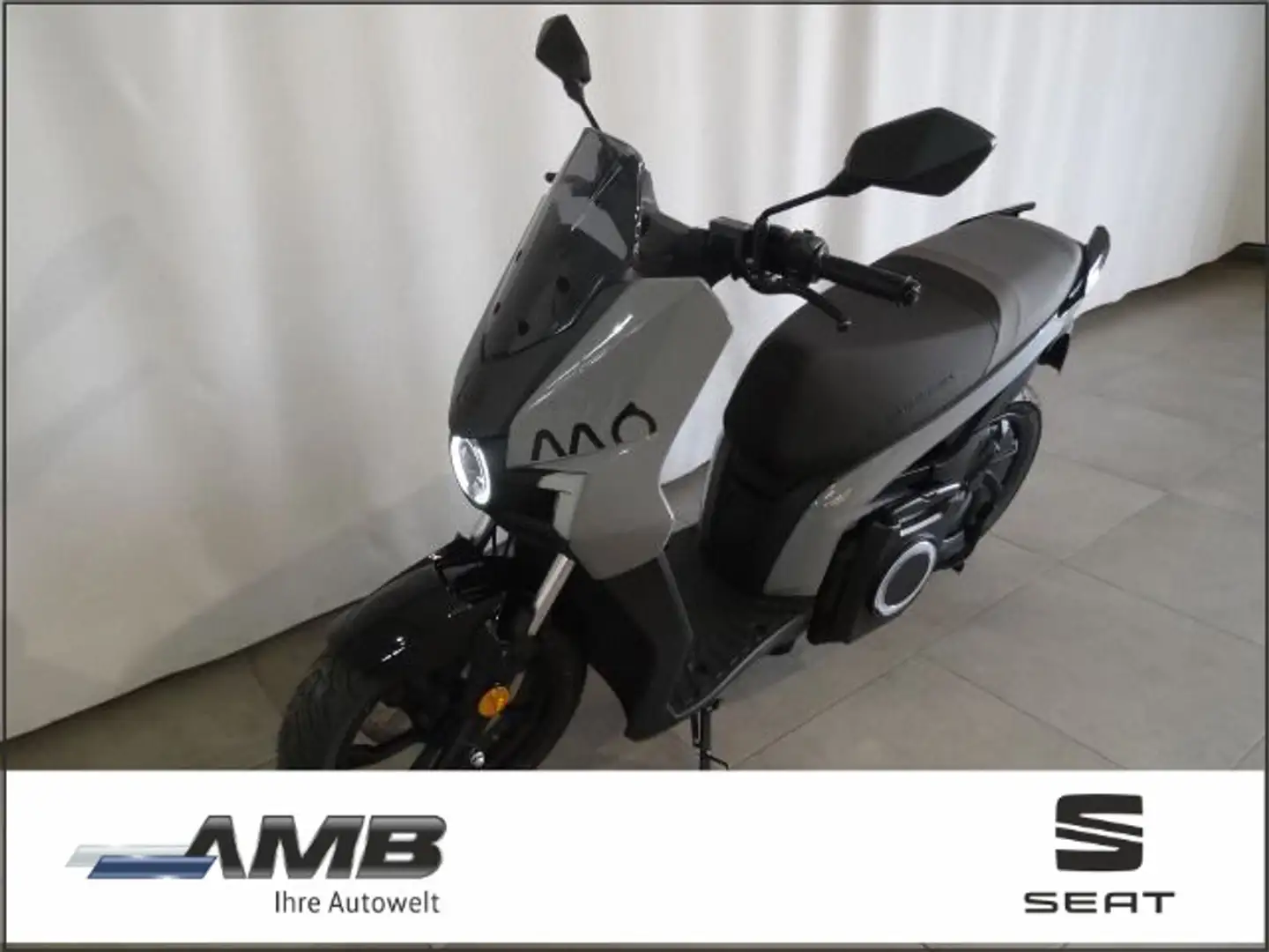 SEAT eScooter 50 Barcelona Grey Gris - 1