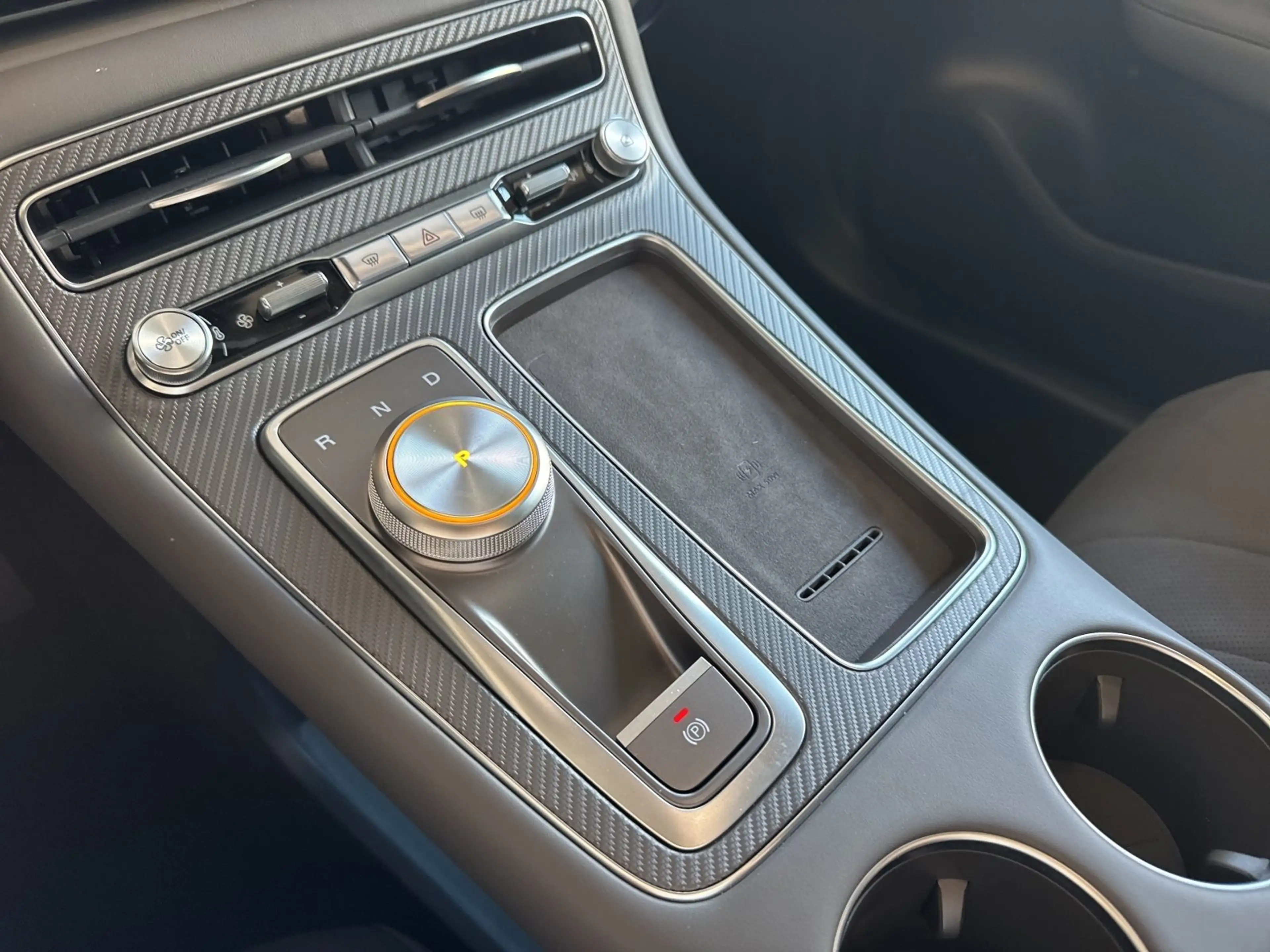 MG MGS6 EV MGS6  AWD Luxury 77kWh — photo 10