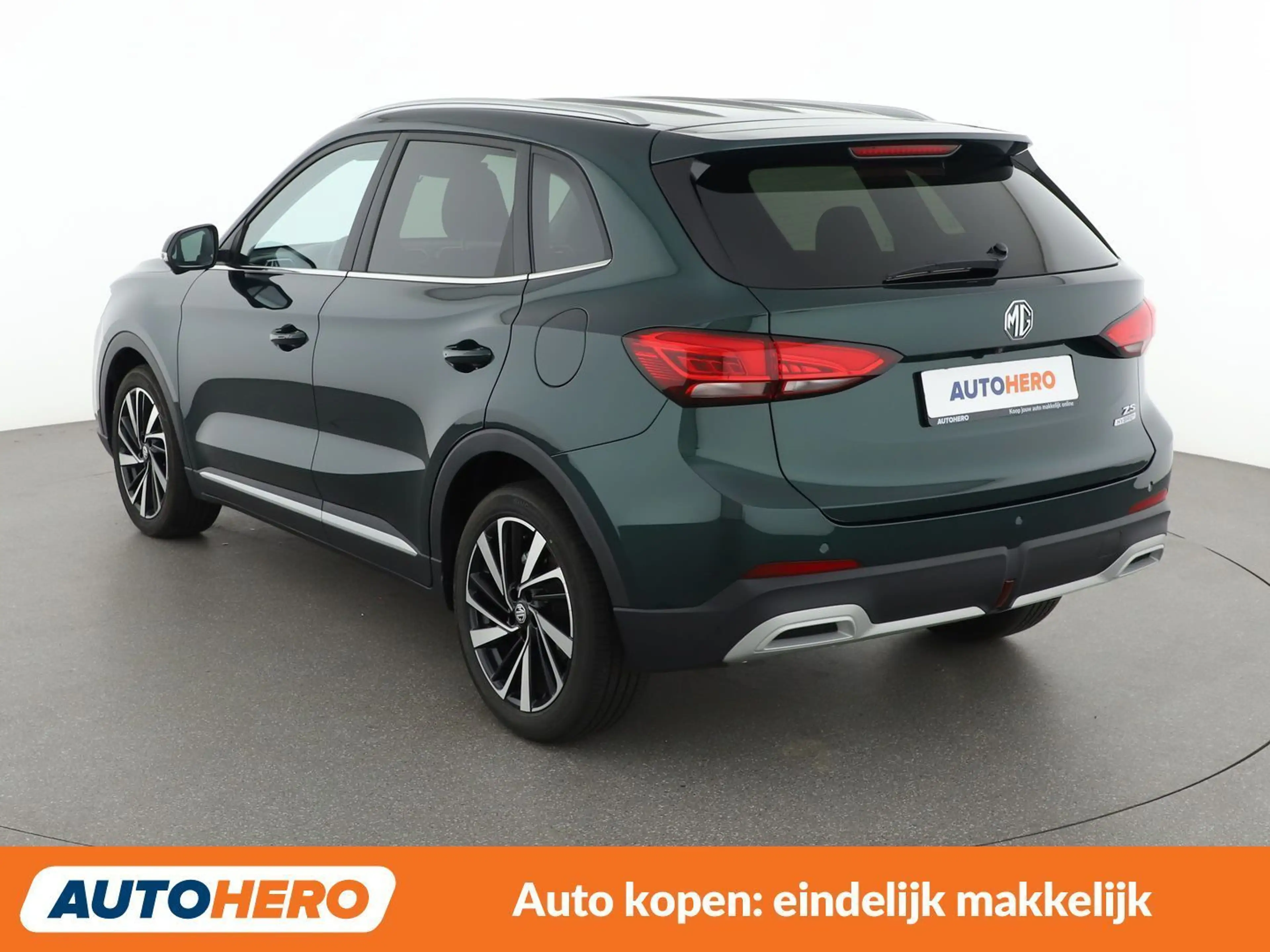 MG ZS 1.5 T-GDI Hybrid + Luxury — photo 4
