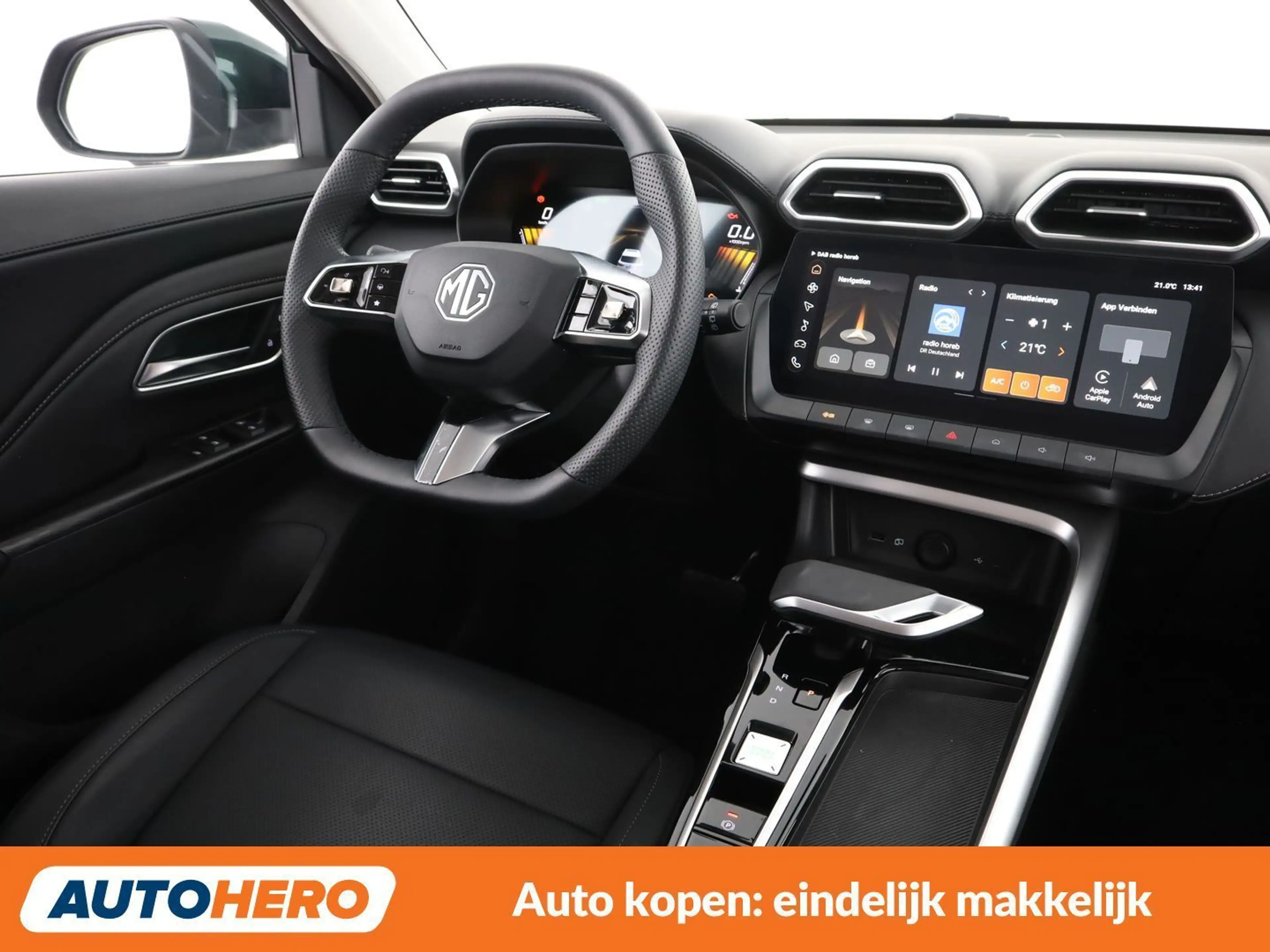 MG ZS 1.5 T-GDI Hybrid + Luxury — photo 13
