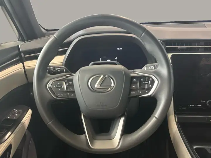 Lexus LBX ELEGANT 2024, foto 11