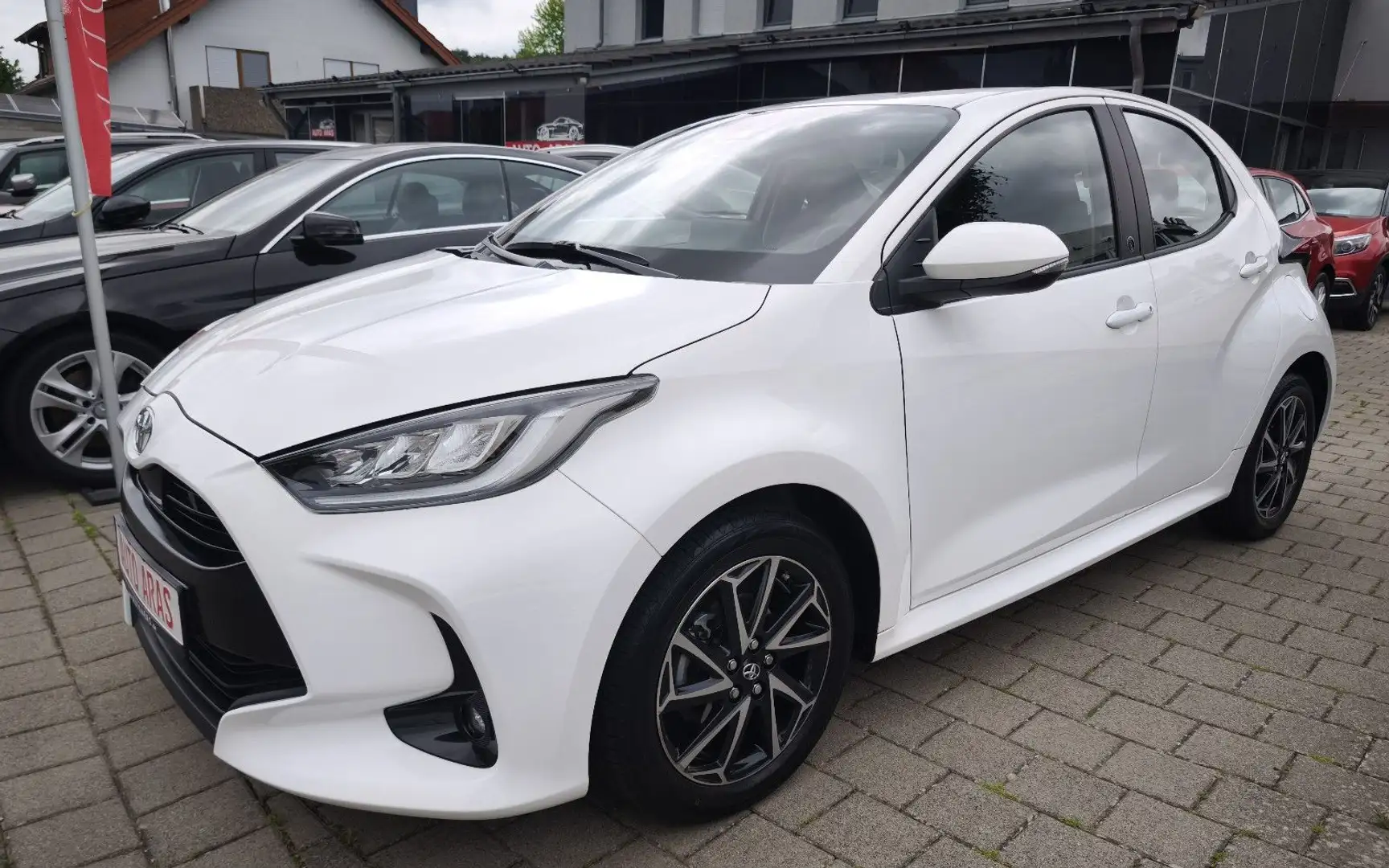 Toyota Yaris 1.0 Team Deutschland Blanc - 2
