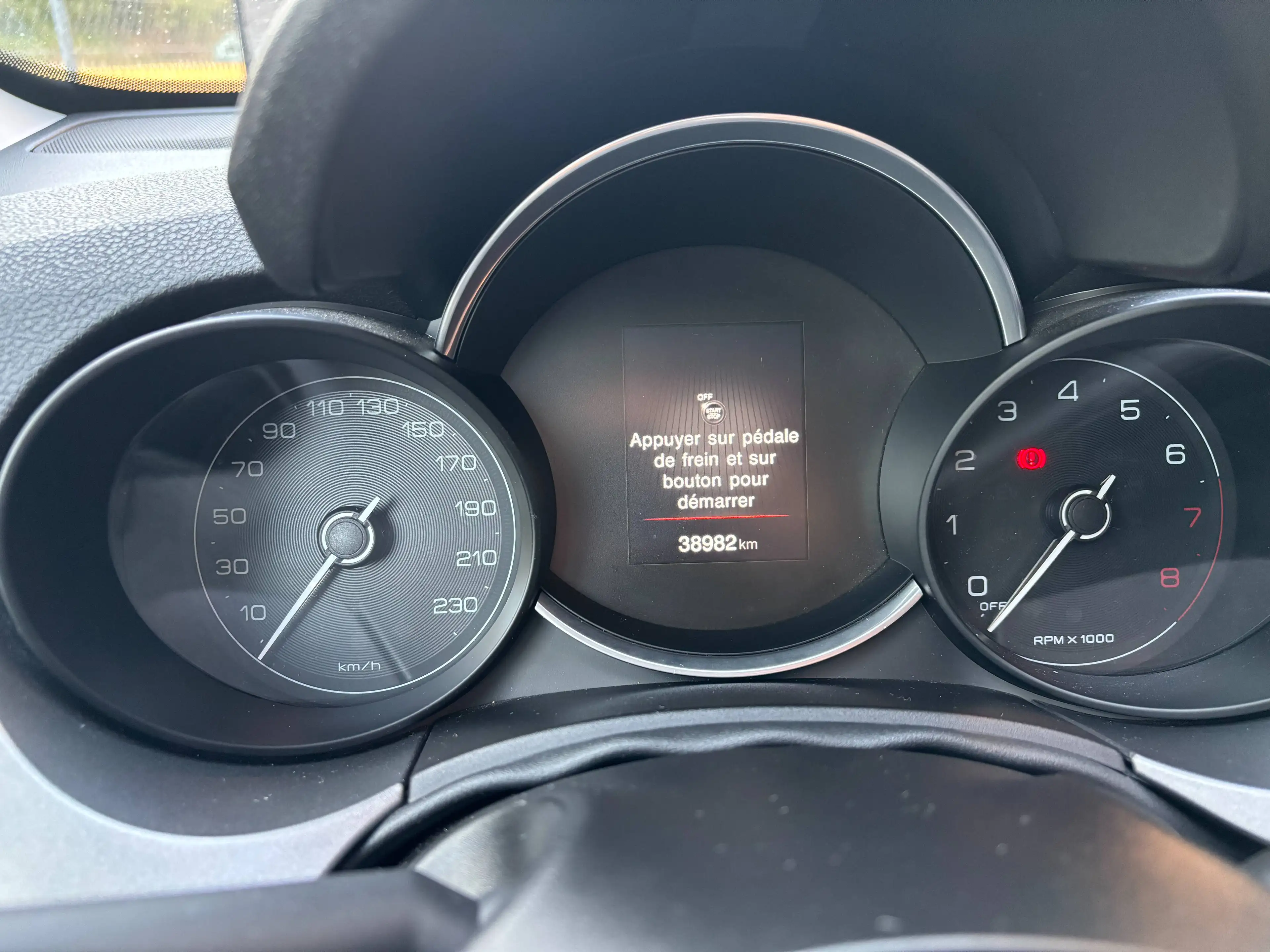 Fiat 500X 500X Dolcevita 1.5 Hybrid Sport DCT Sport — photo 10