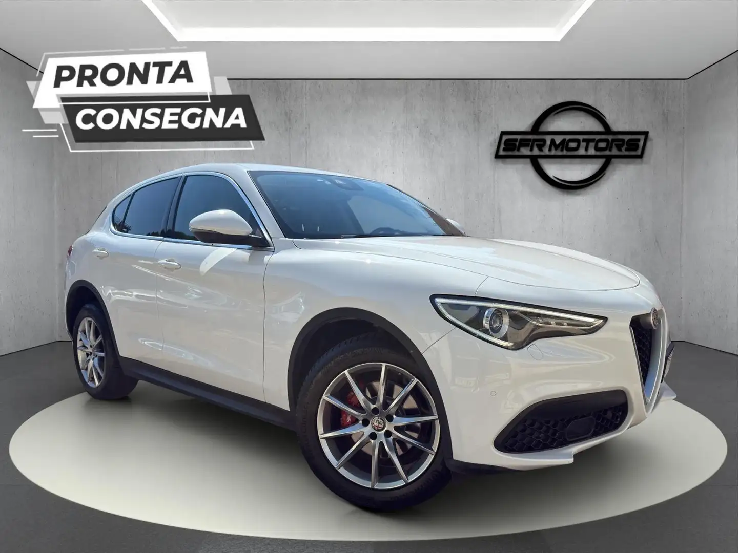 Alfa Romeo Stelvio Business Q4 200cv - PREZZO PROMO/IVA ESP Bianco - 1