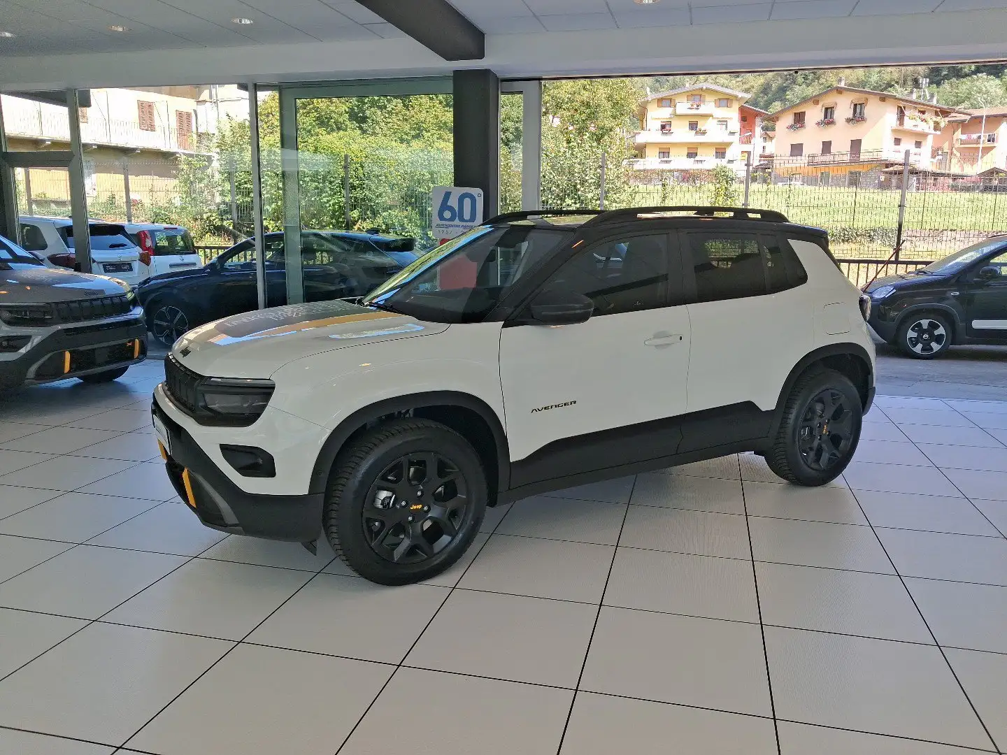 Jeep Avenger Avenger 1.2 Turbo 136 CV MHEV 4xe The North Face Blanc - 1