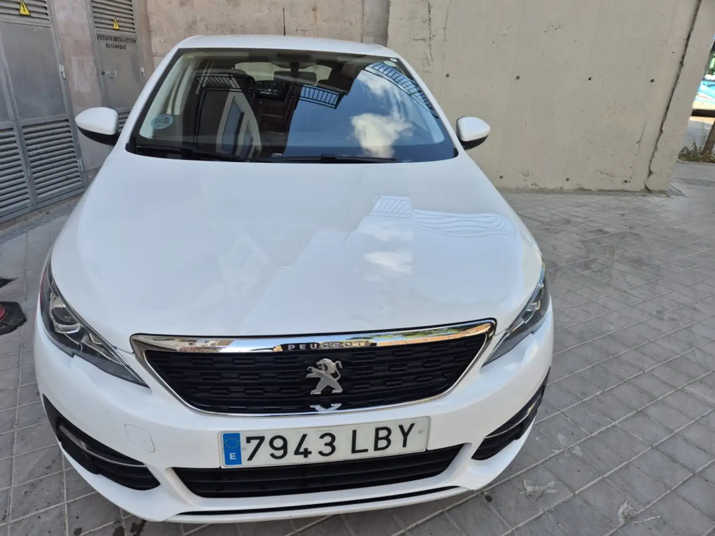 Peugeot 308 1.2 PureTech S&S Business Line 110 - 2