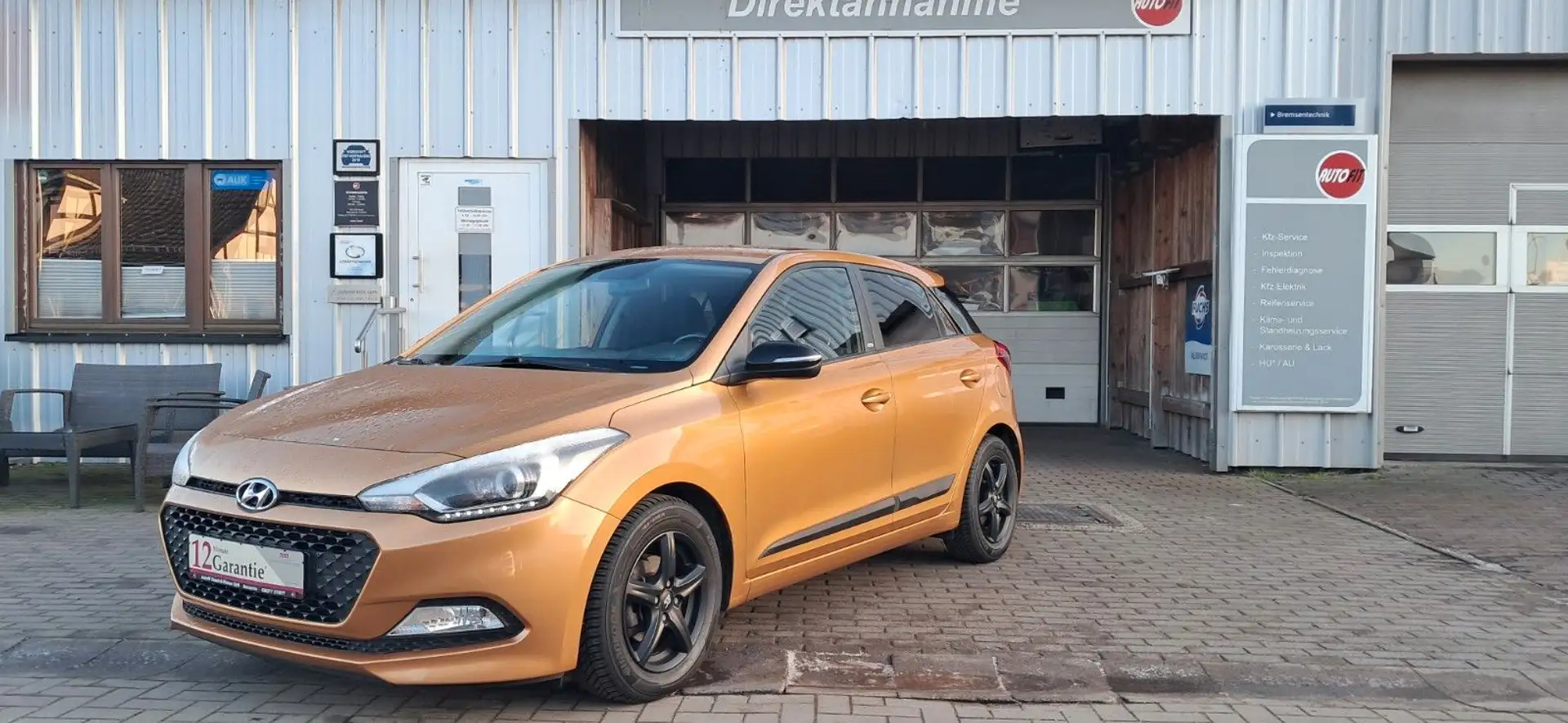 Hyundai i20 1.2 Intro Edition - 1