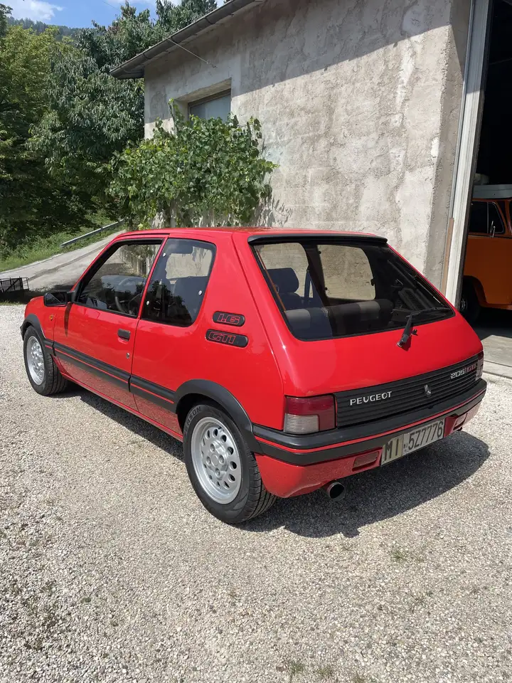 Peugeot 205 3p 1.6 Gti 115cv 5m, foto 3