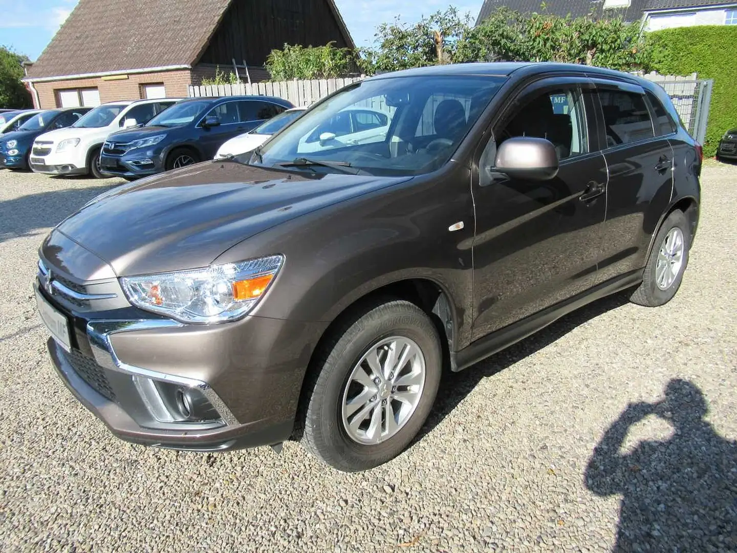 Mitsubishi ASX 1.6 ClearTec Active Grau - 1