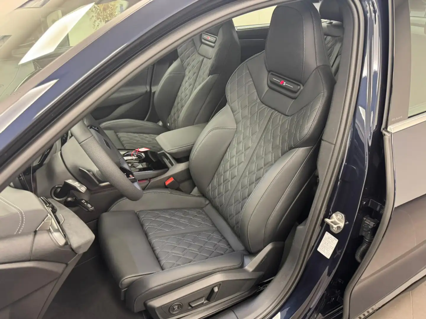 Audi A6 Avant TDI quattro 204ch S tronic Bleu - 2