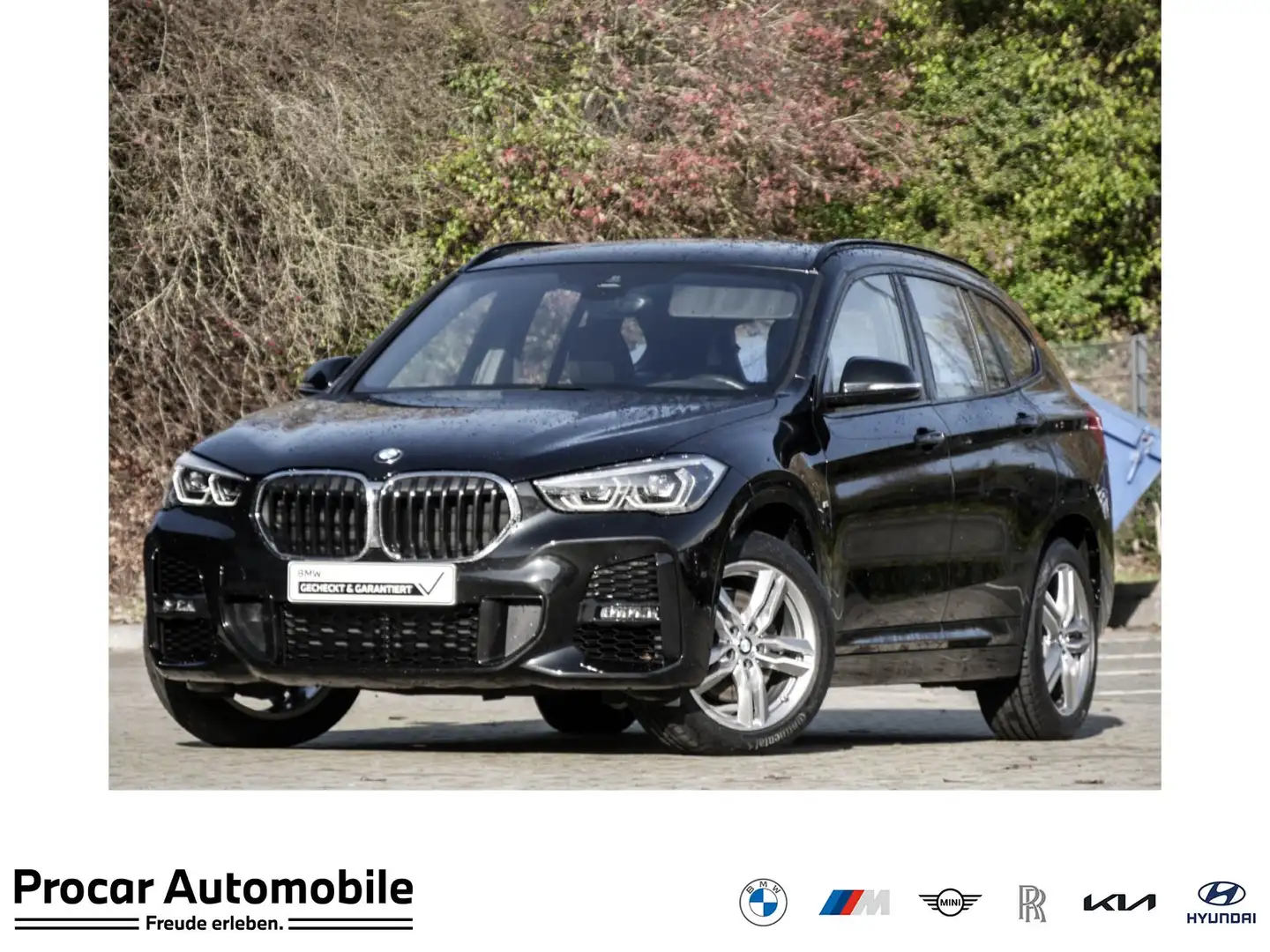 BMW X1 sDrive20i M SPORT+LED+SHZ+AUT+NAVI Schwarz - 1
