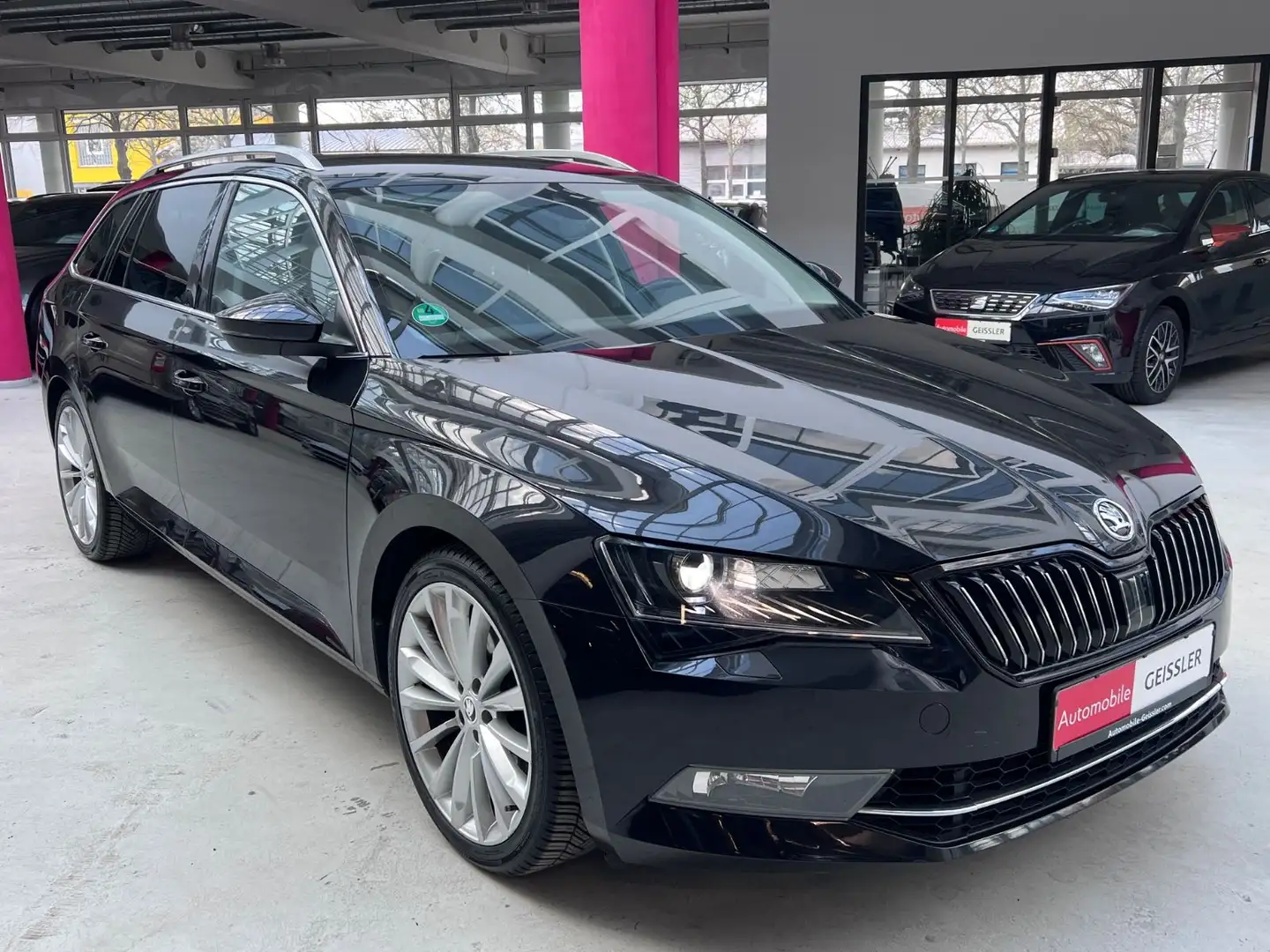 Skoda Superb Combi Style Schwarz - 2