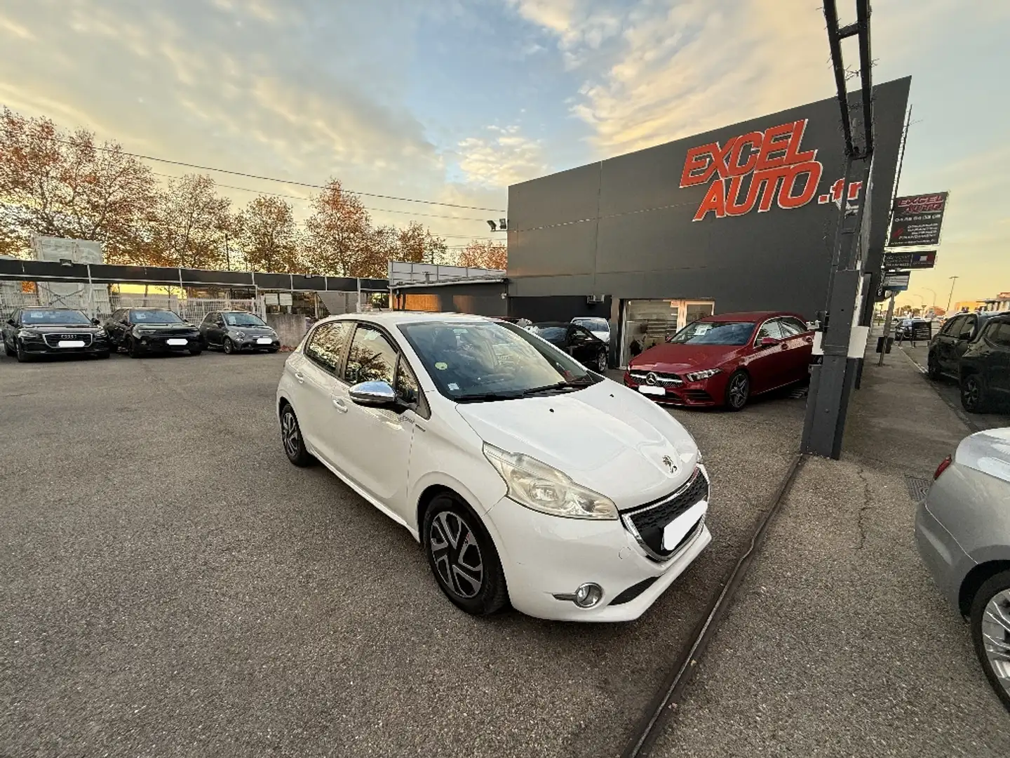 Peugeot 208 1.6 e-HDi 92ch Urban Soul - 1