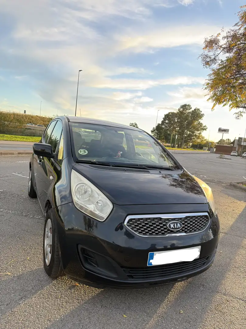 Kia Venga 1.4 CVVT Attract Negro - 1