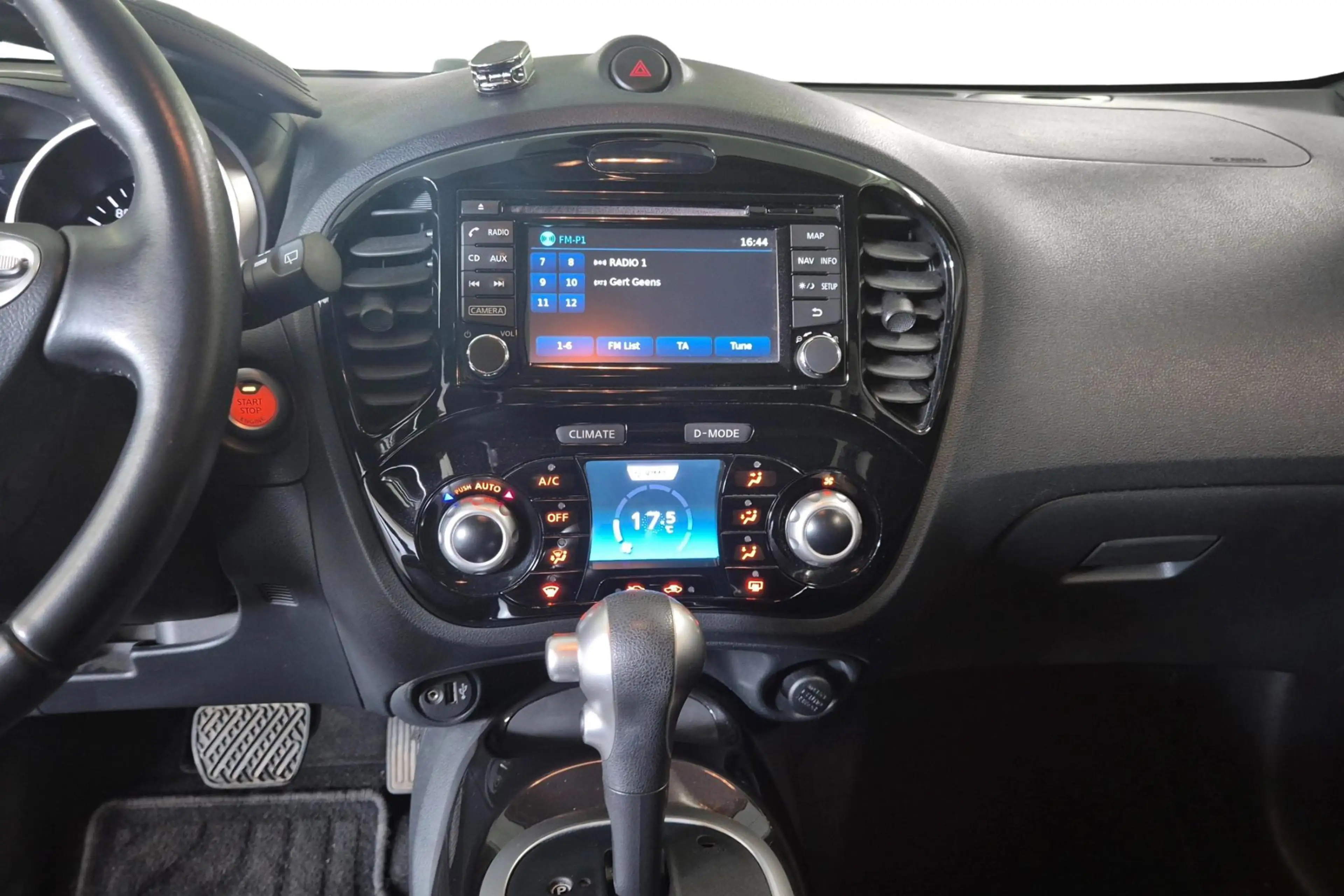 Nissan Juke 1.6 112 Xtronic N-Connecta Automaat/360 Camera/Cru — photo 13
