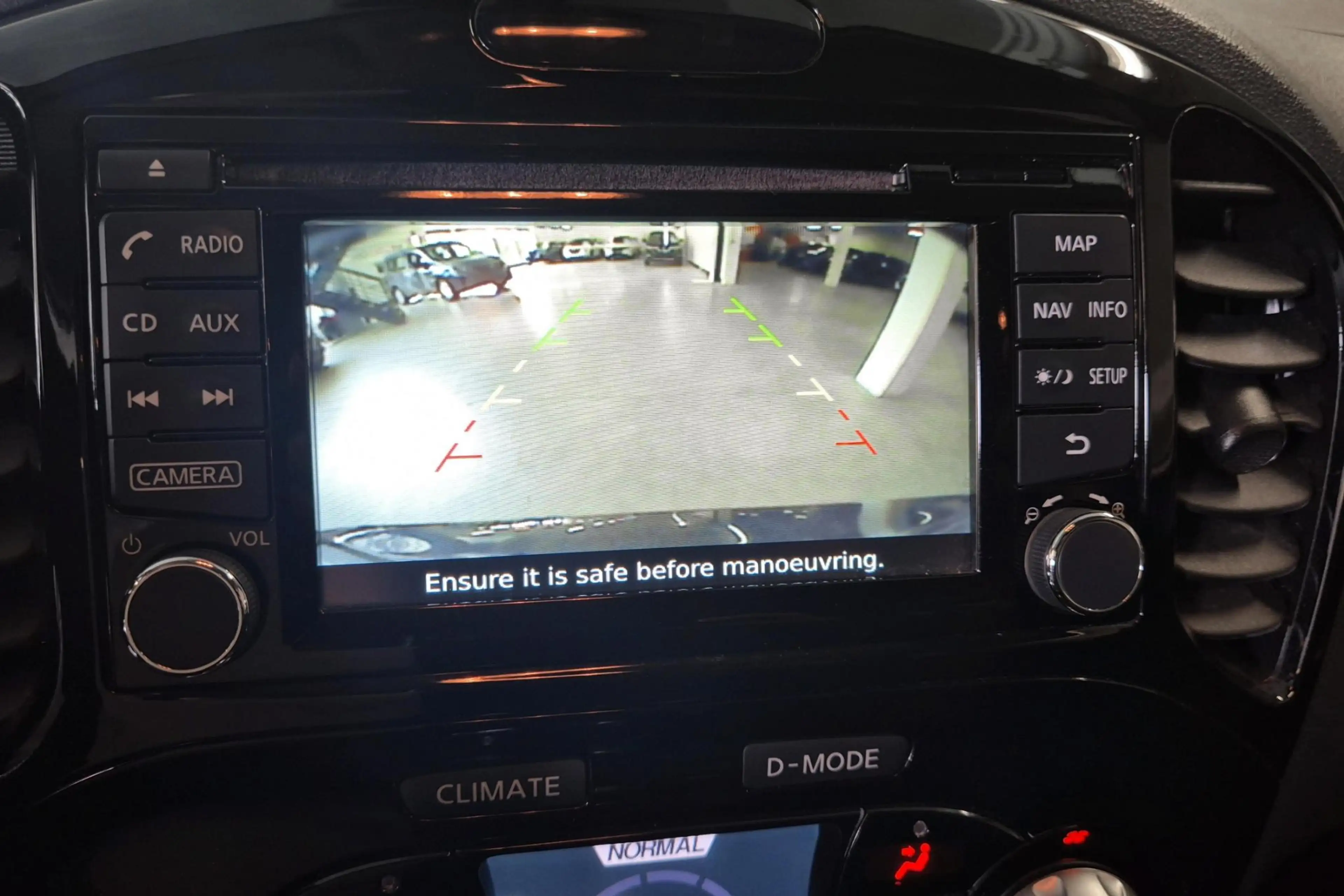 Nissan Juke 1.6 112 Xtronic N-Connecta Automaat/360 Camera/Cru — photo 20