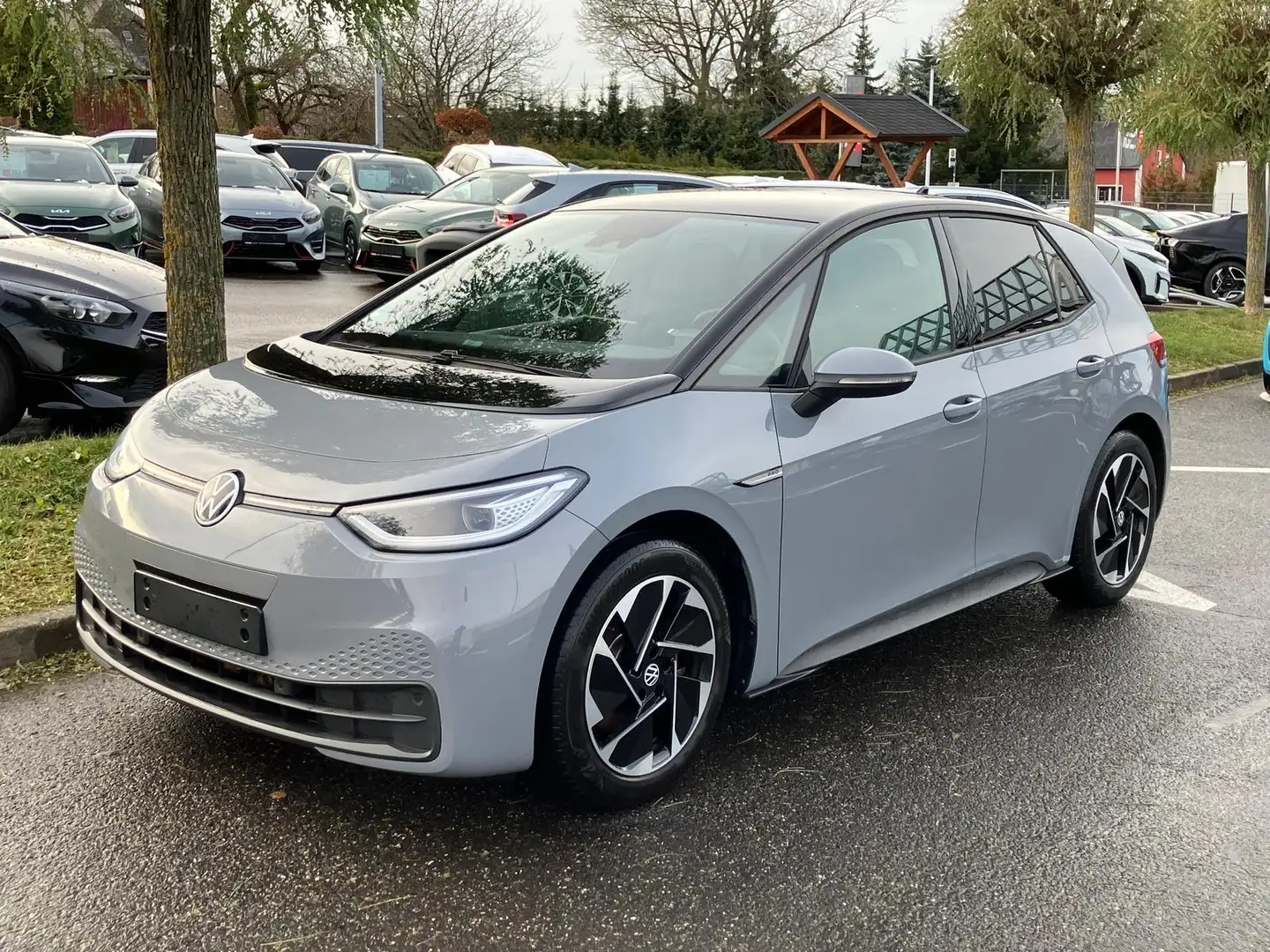 Volkswagen ID.3 Pro Performance 150 kW Matrix|Sport|Navi|WP Grigio - 2