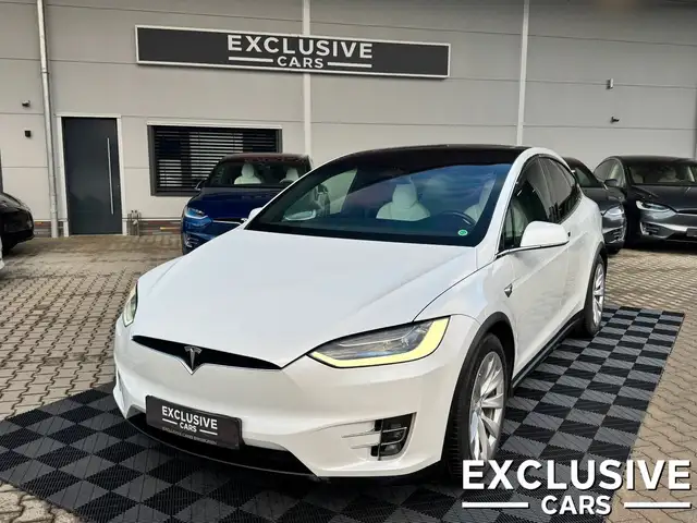 Tesla Model X MODEL X PERFORMANCE | FULL SELF DRIVE | 7 SEATER