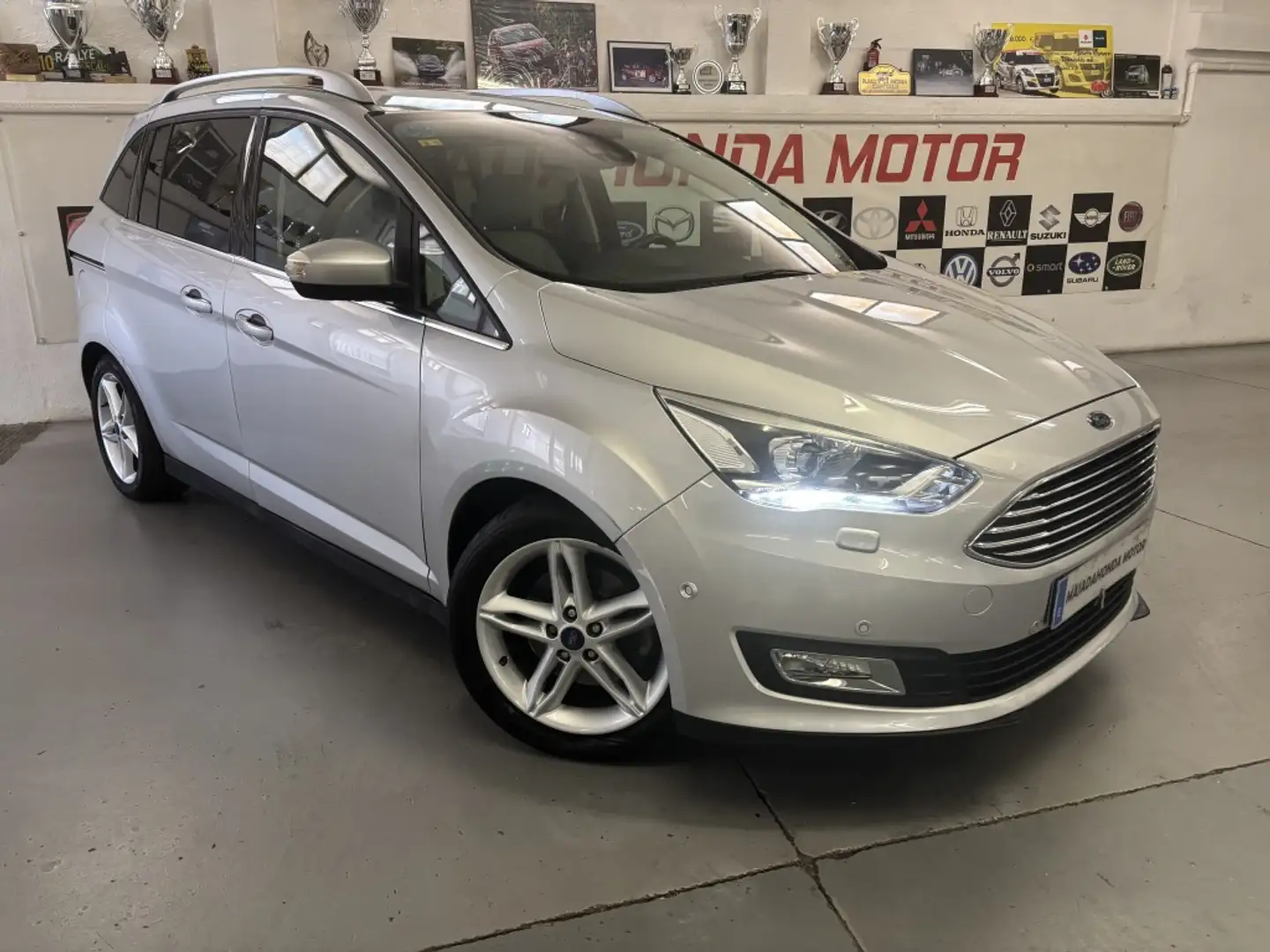 Ford Grand C-Max 1.0 EcoB. Auto-S&S Titanium 125 Argent - 2
