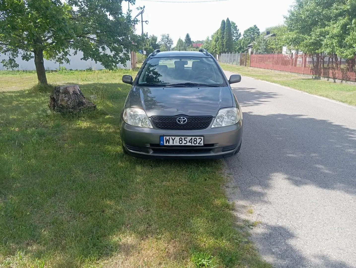Toyota Corolla Toyota corolla break, 1,6 essence et climatisée Vert - 1