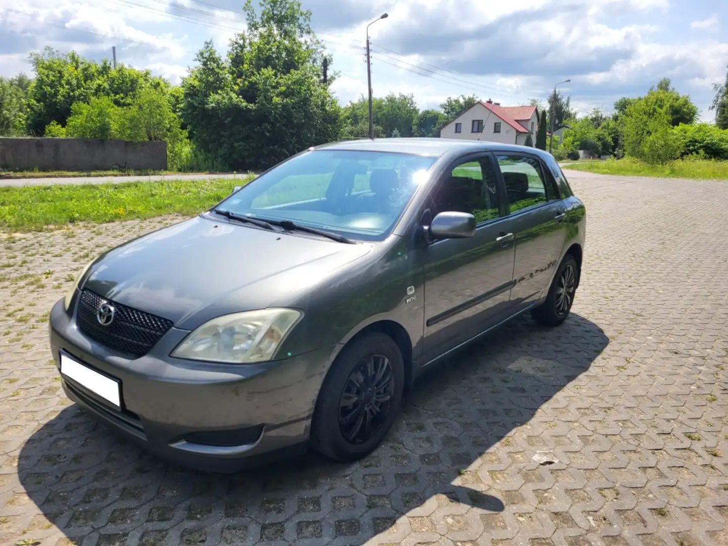 Toyota Corolla Toyota corolla E12, 1,6 essence et climatisée Beige - 2
