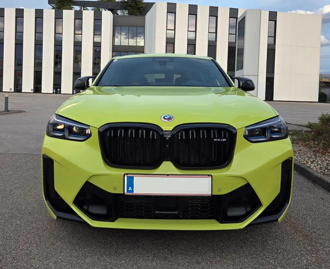 BMW X4 M Competition Drivers Package KW V3 Carbon Laser HUD 21" Gold - 2